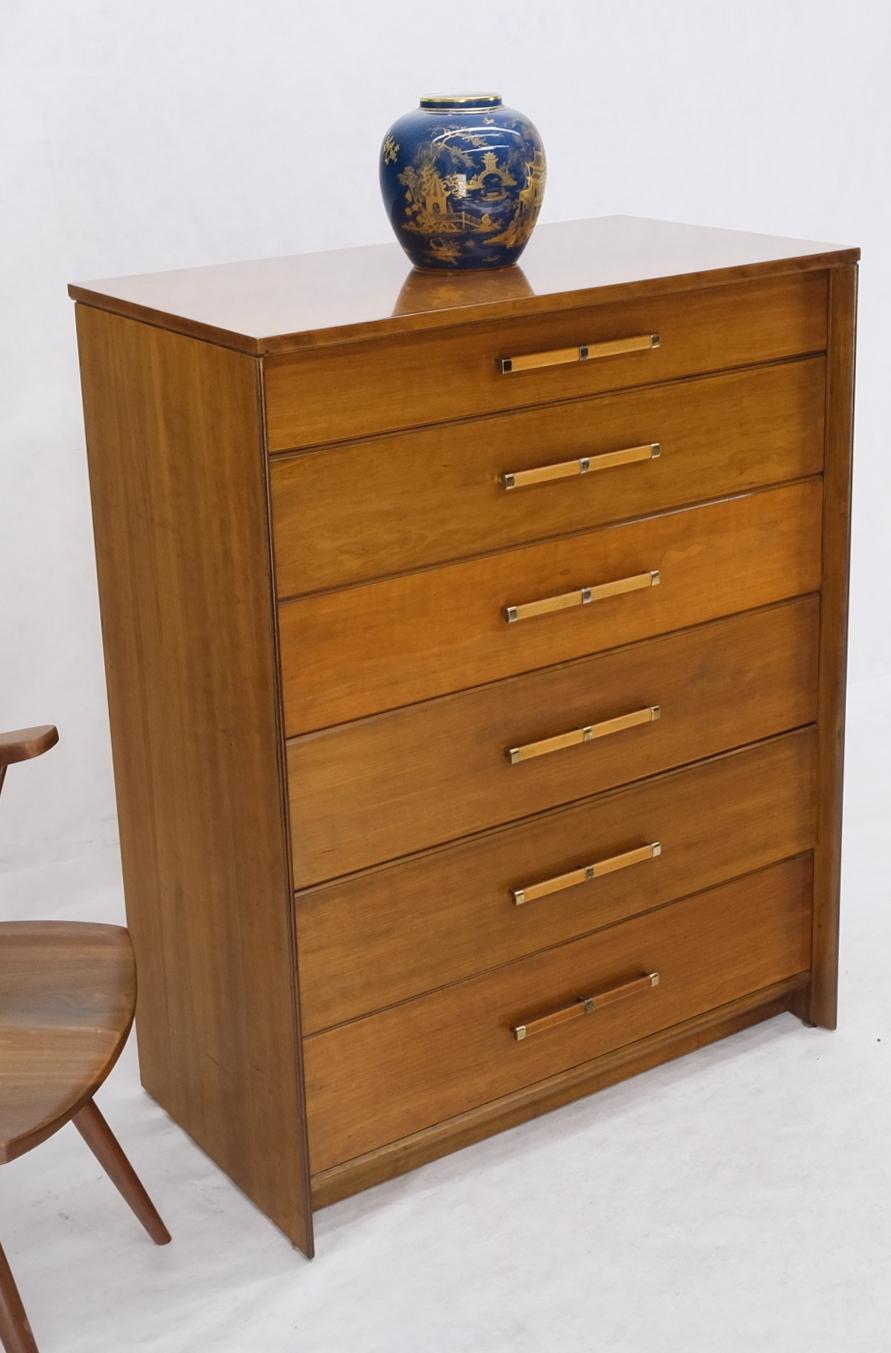 20th Century John Stuart Honey Amber Maple High Chest 6 Drawers Dresser Cabinet Wooden Pulls For Sale