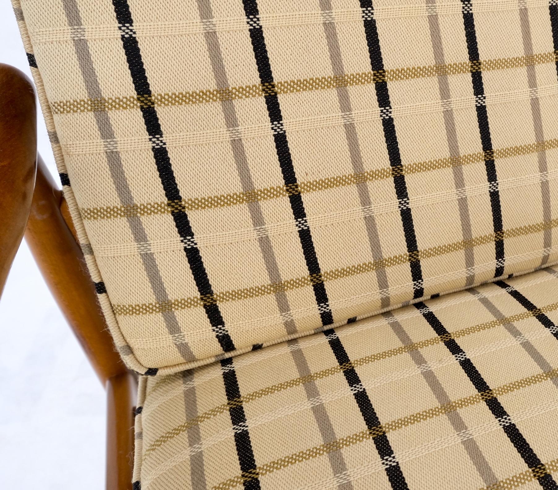 John Stuart Mid Century Danish Modern Plaid Pattern Upholstery Teak Lounge Chair For Sale 3