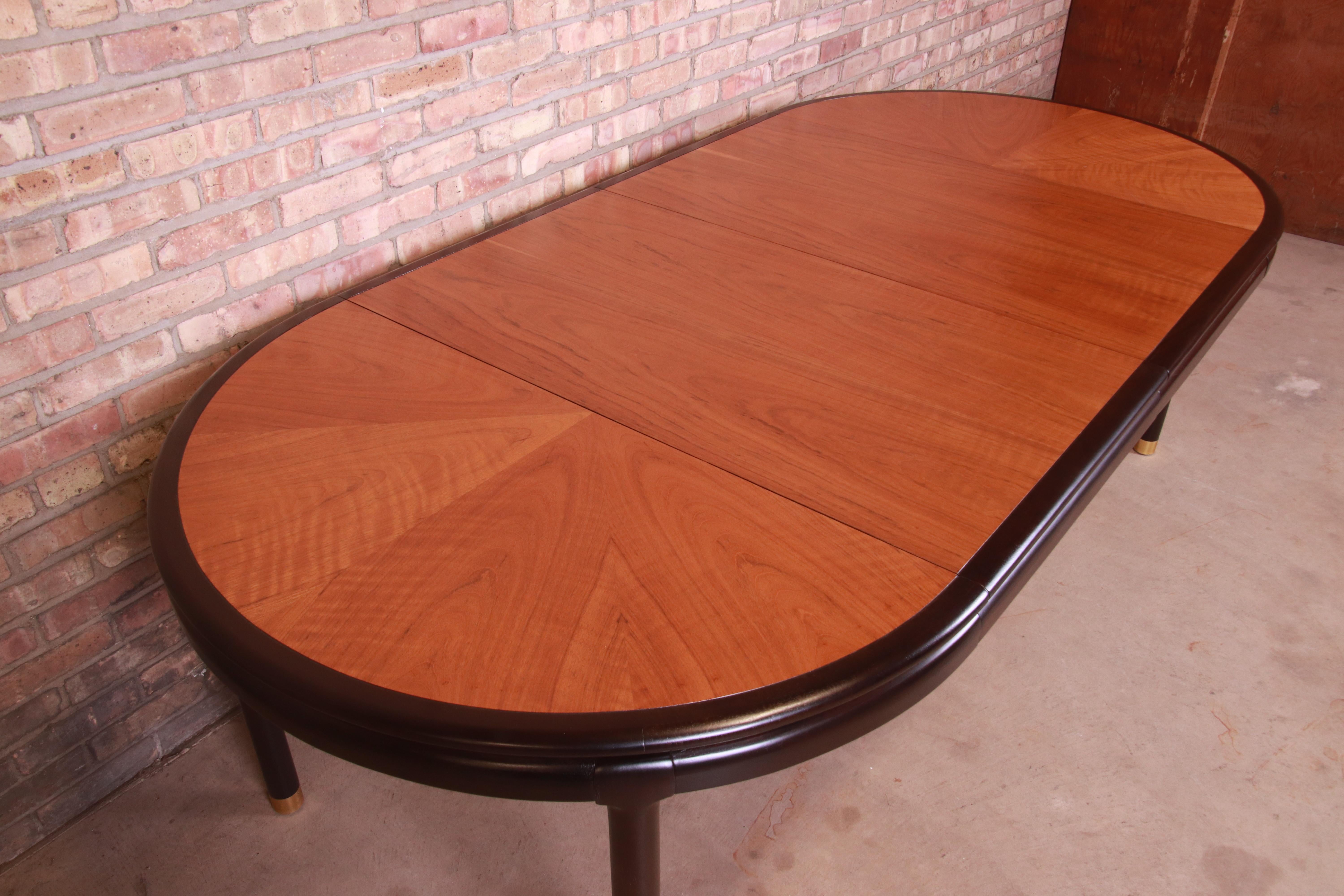 John Stuart Mid-Century Modern Teak and Ebonized Dining Table, Newly Refinished 3