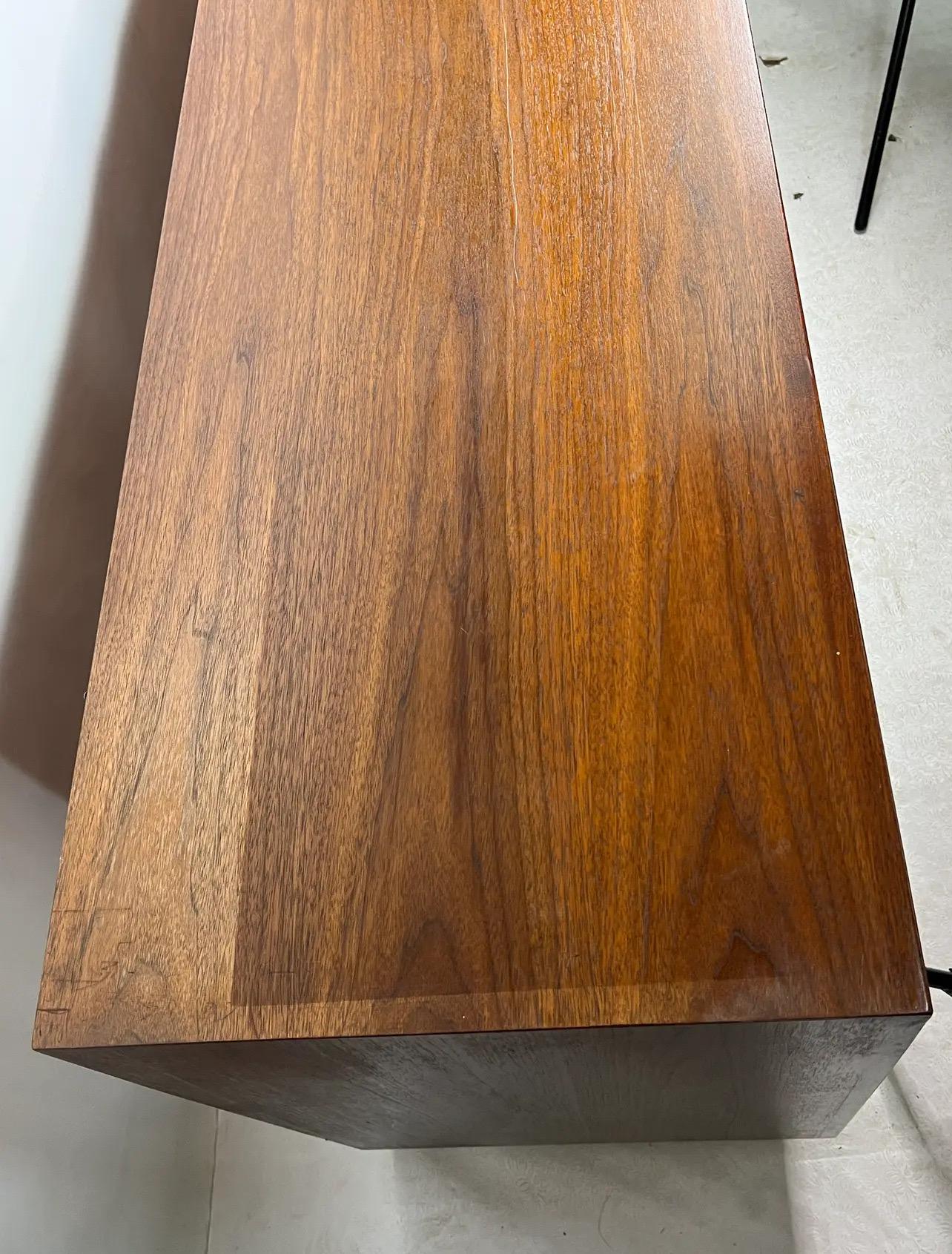 John Stuart Mid-Century Modern Walnut and Burl Wood Sideboard Credenza For Sale 1