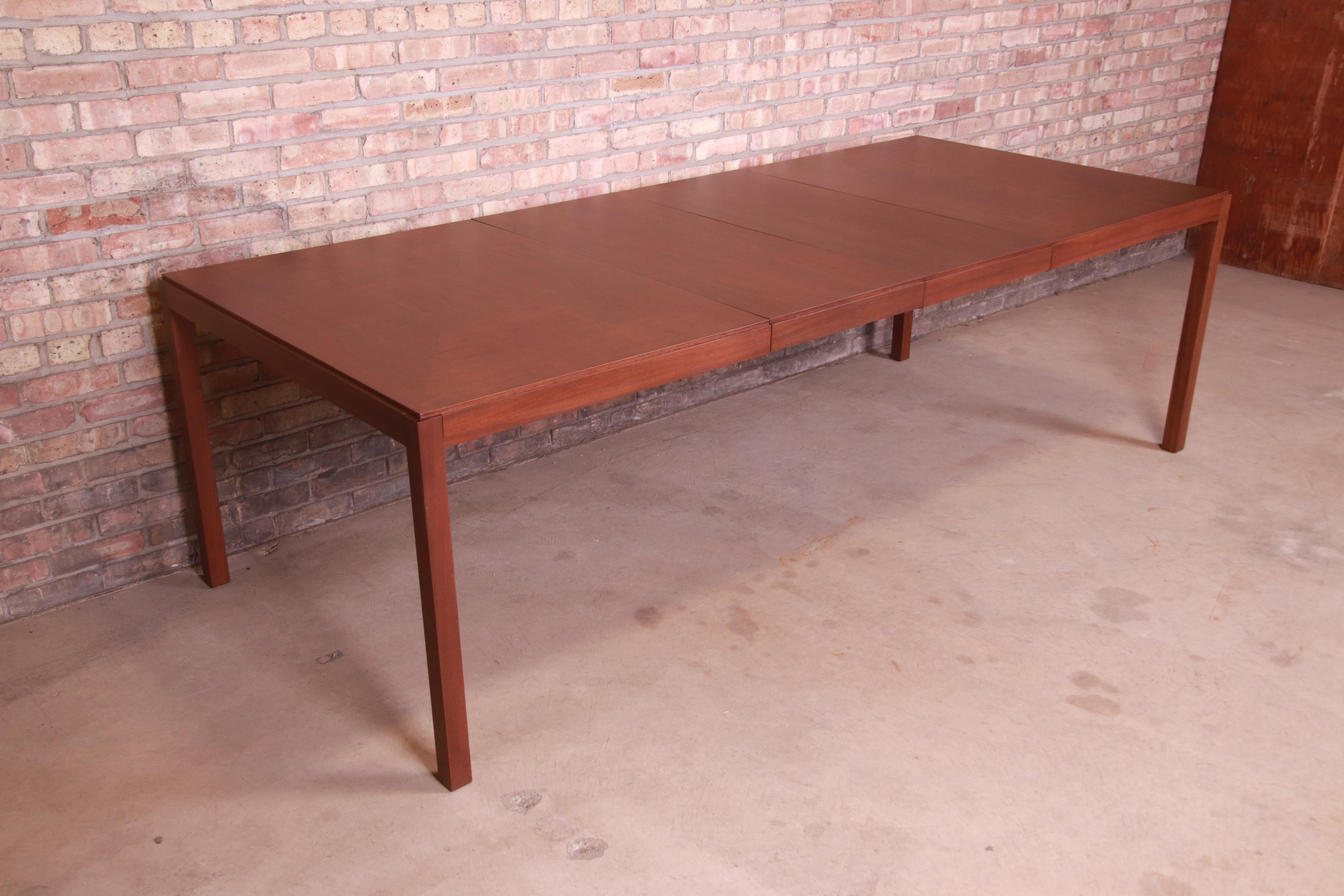 Mid-20th Century John Stuart Mid-Century Modern Walnut Extension Dining Table, Newly Refinished For Sale