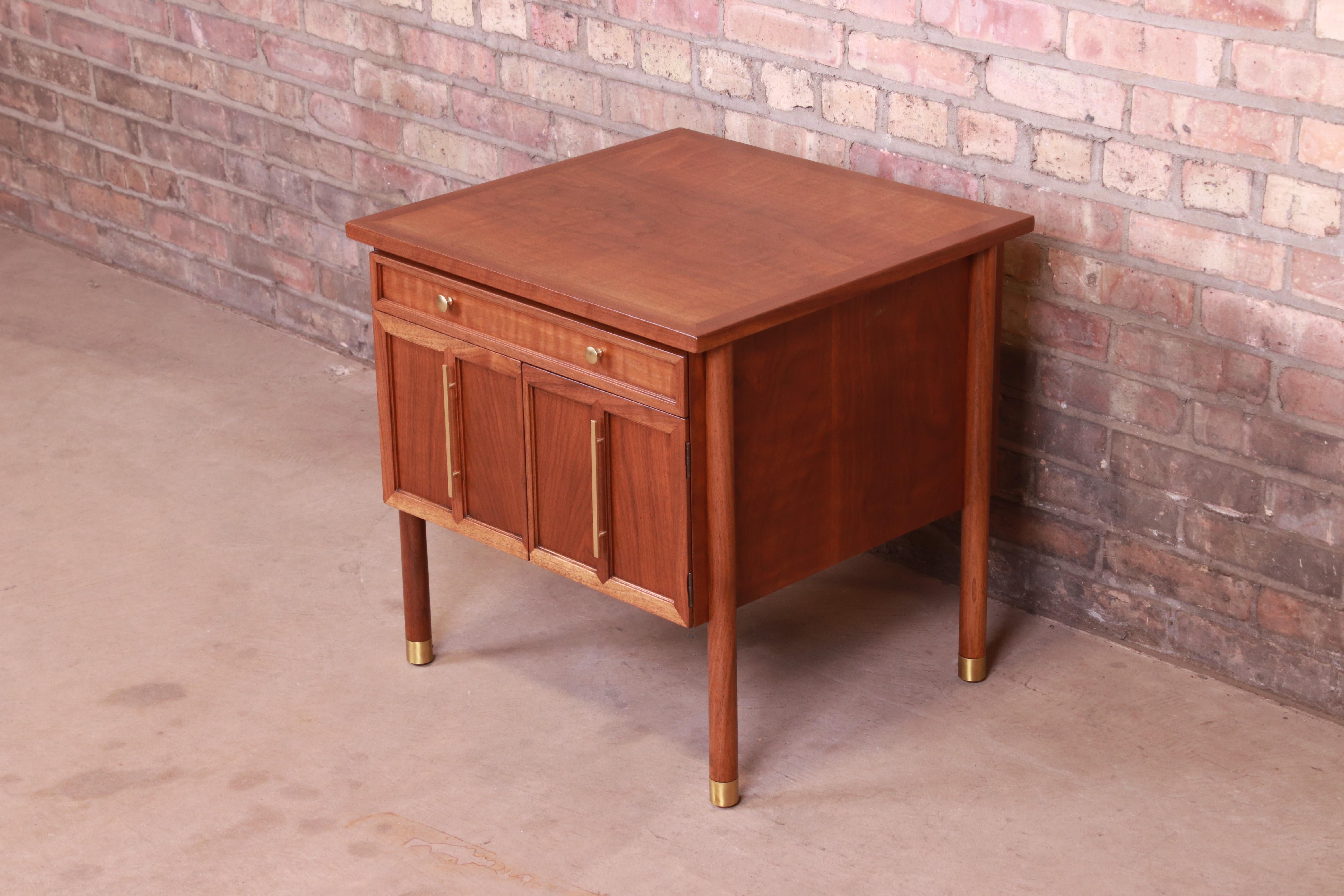 John Stuart Mid-Century Modern Walnut Nightstand, Newly Refinished In Good Condition In South Bend, IN