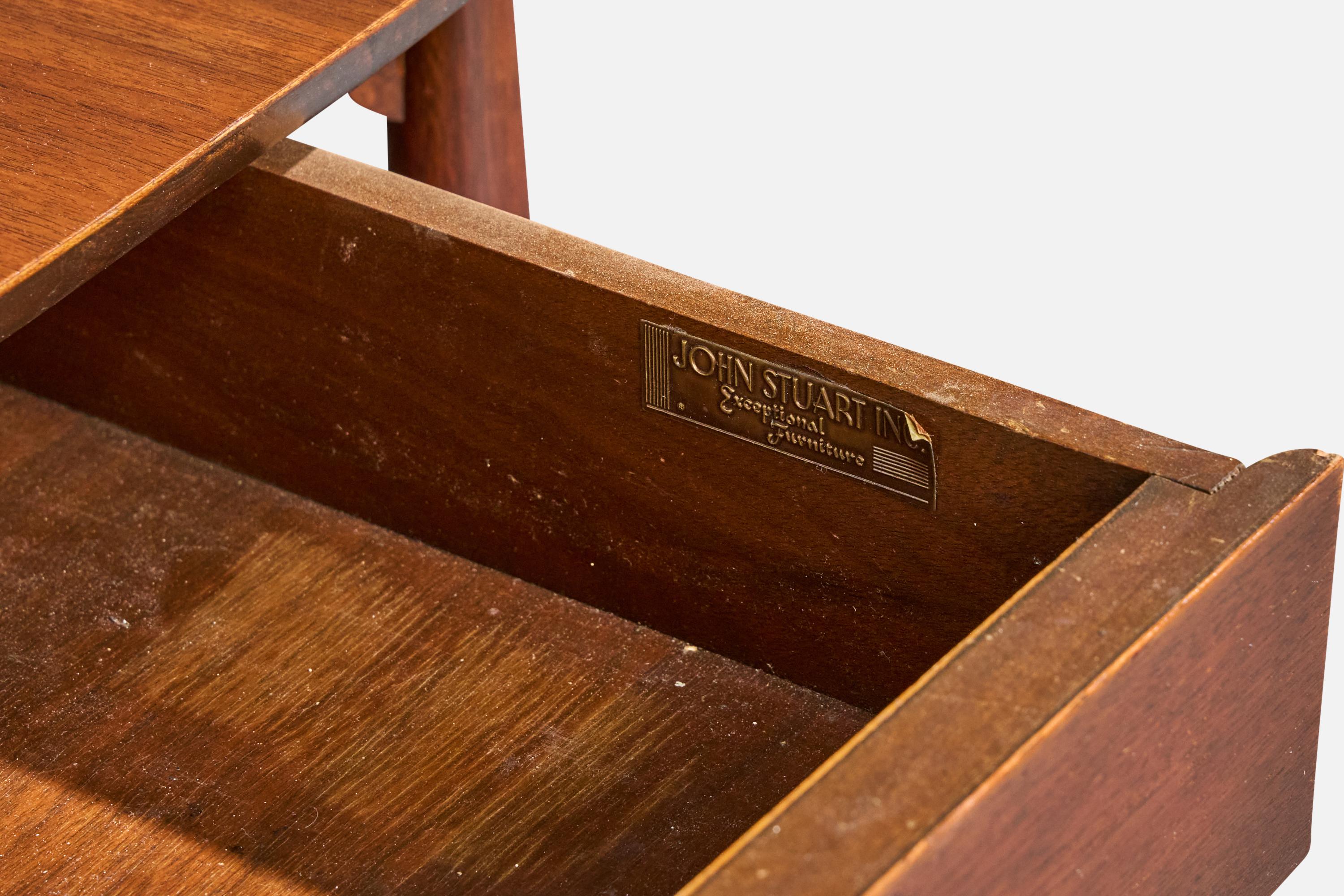 John Stuart, Tavolini, Noce, Ottone, USA, anni '50 in vendita 4