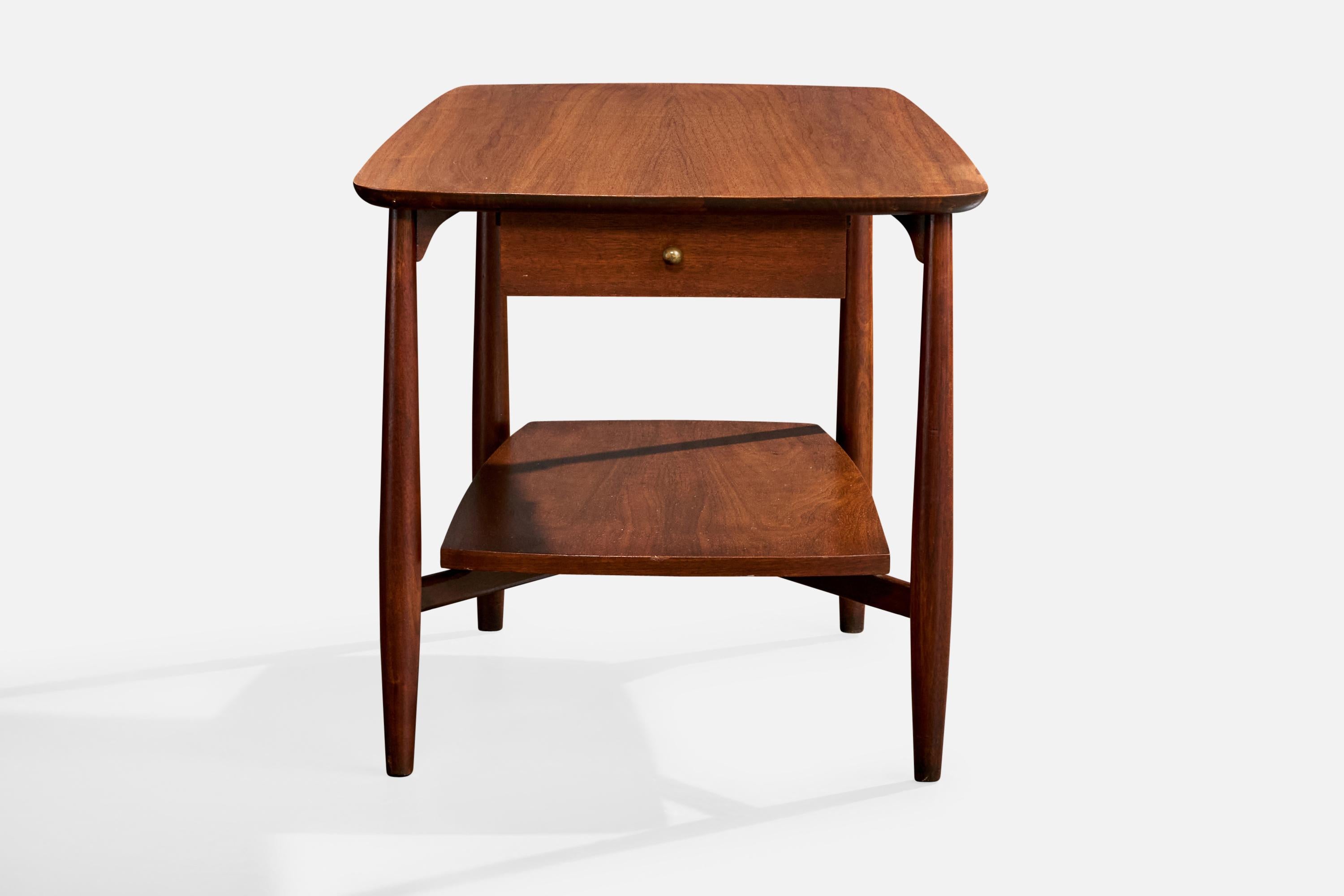 John Stuart, Tavolini, Noce, Ottone, USA, anni '50 In condizioni buone in vendita a High Point, NC