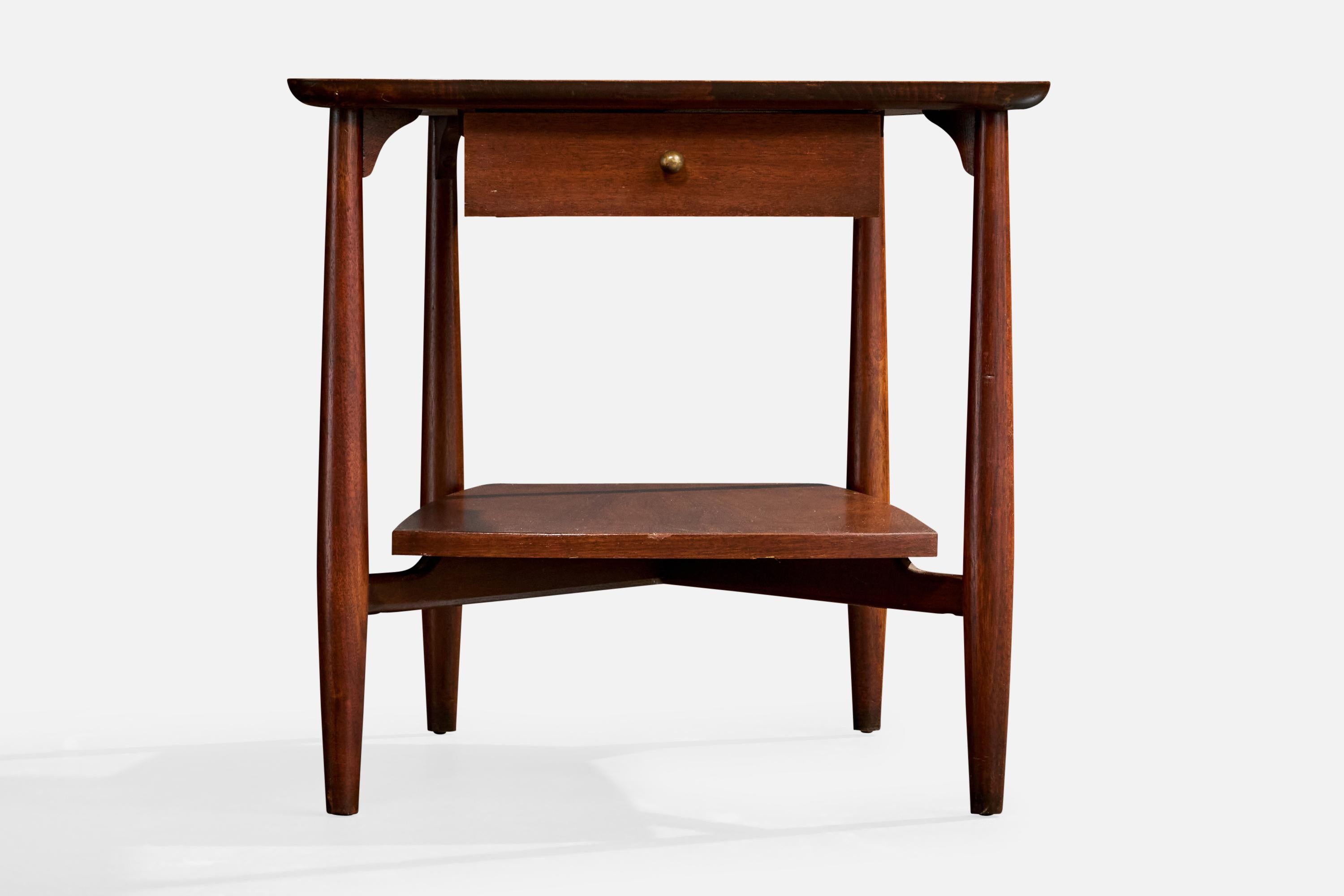 Metà XX secolo John Stuart, Tavolini, Noce, Ottone, USA, anni '50 in vendita