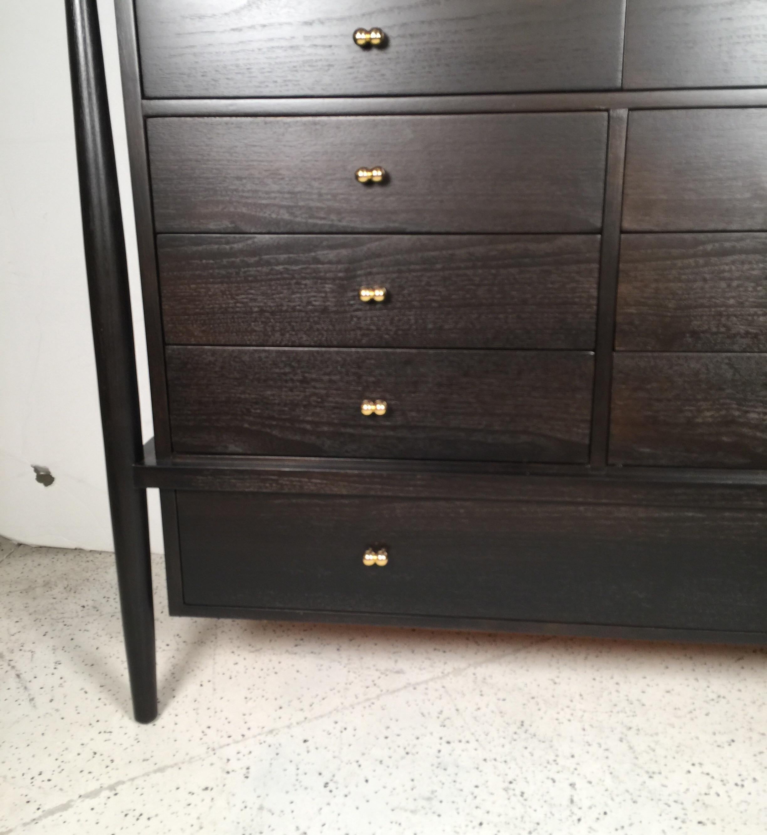 11 drawer tall dresser