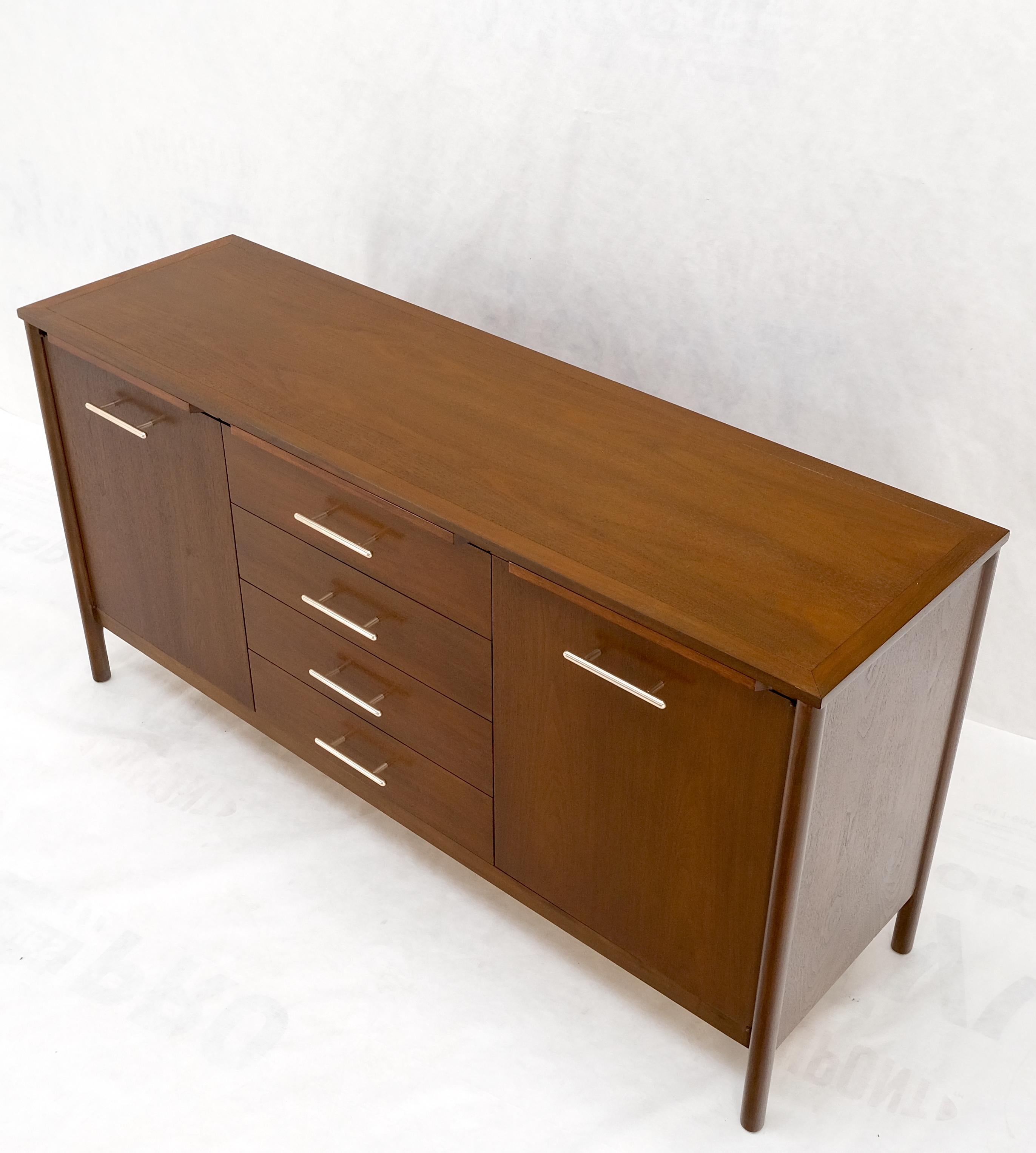 John Stuart Walnut Mid-Century Modern Long Credenza Dresser Pull Out Shelf Mint! For Sale 10