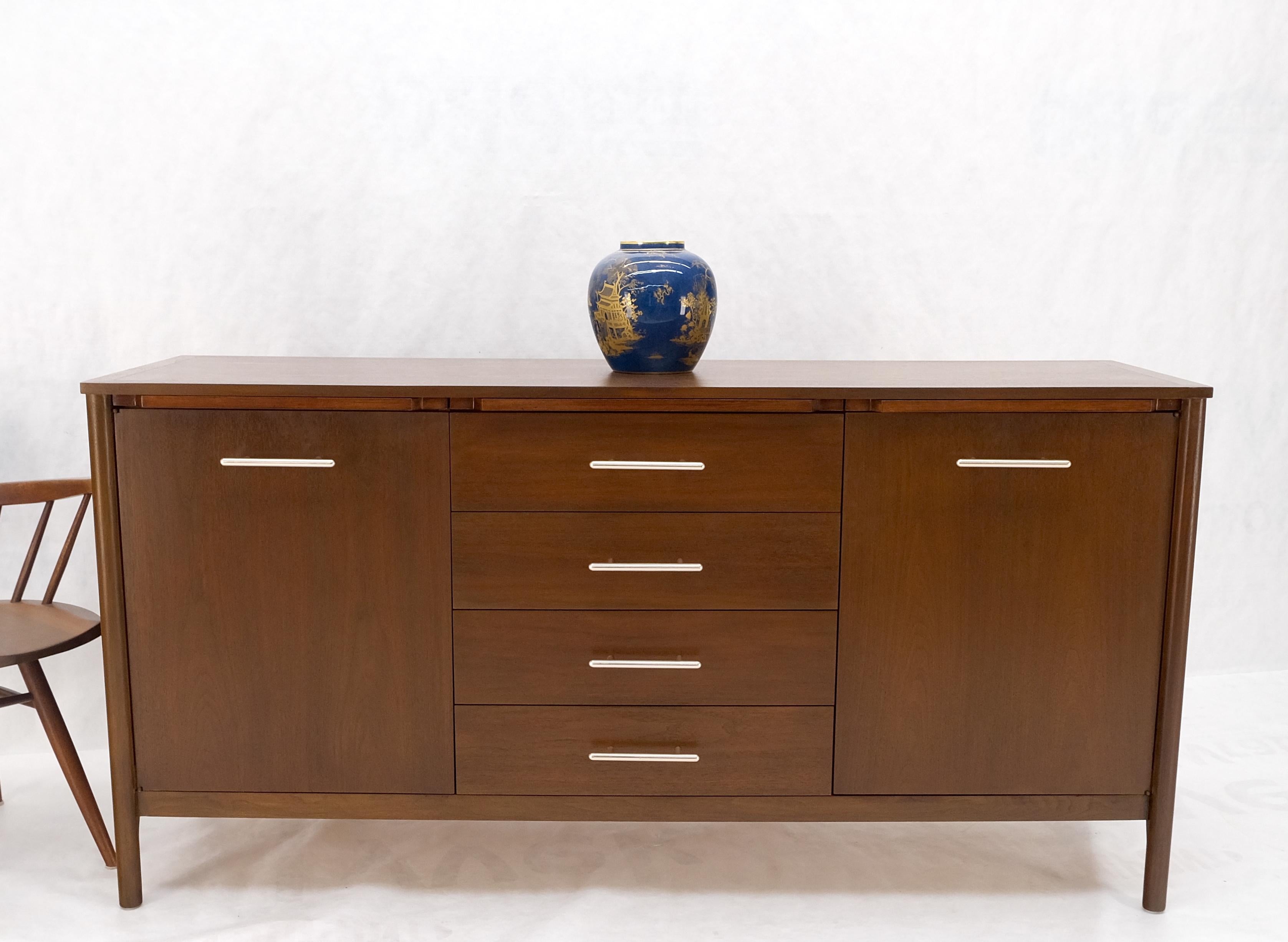 John Stuart Walnut Mid-Century Modern Long Credenza Dresser Pull Out Shelf Mint! For Sale 11