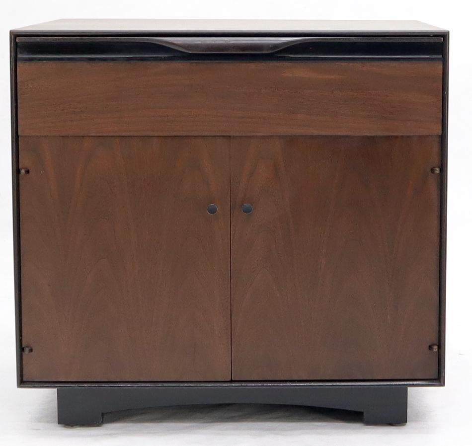 John Stuart Walnut One Drawer Two Doors Compartment End Table Nightstand For Sale 3