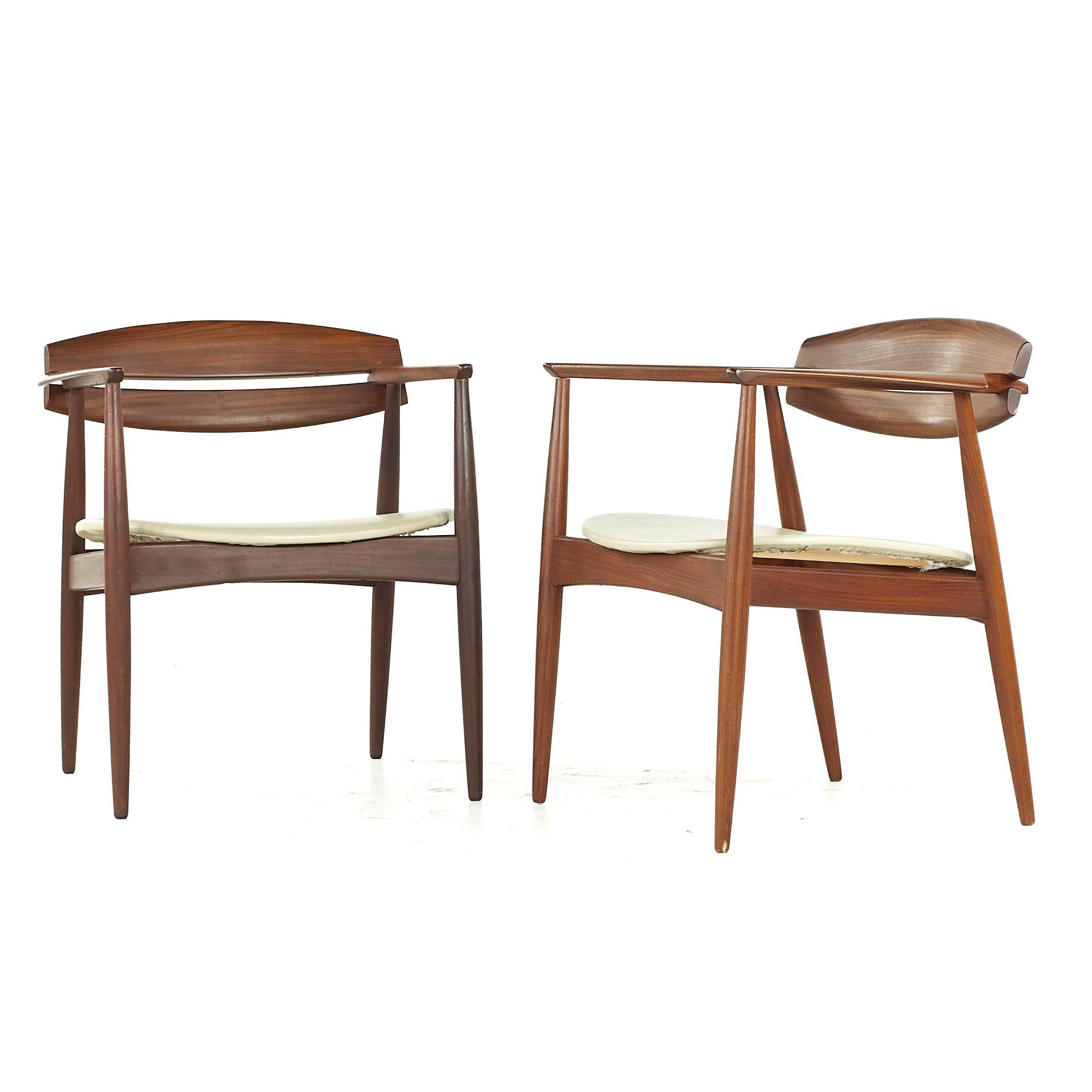 Mid-Century Modern John Sylvester & Jørgen Matz for Bramin Mobler Mcm Rosewood Arm Chairs, Pair For Sale