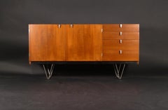 John & Sylvia Reid, Credenza in teak modello S201, per Stag Furniture, anni '60