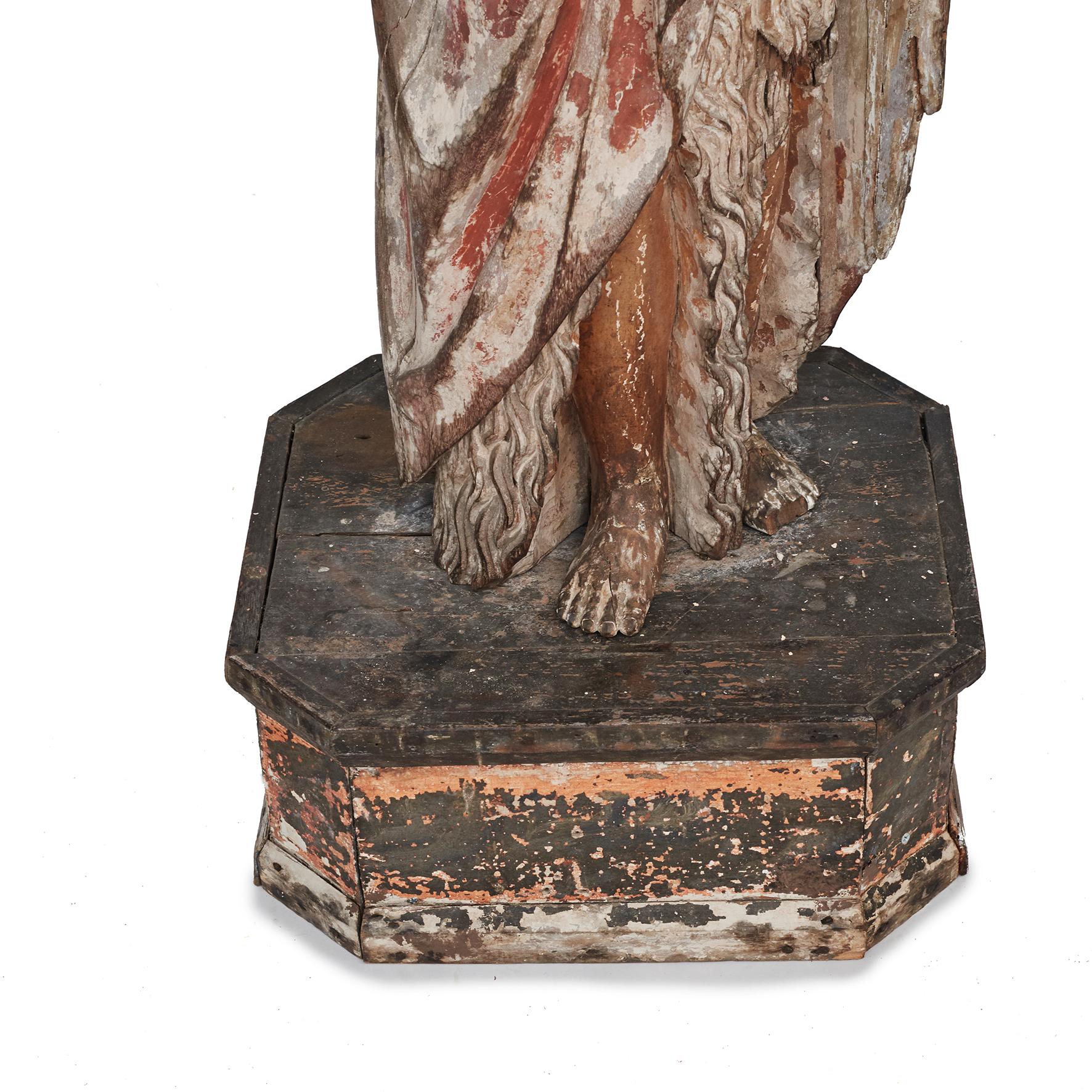 Philippin Grande figurine religieuse en bois « Jean le Baptiste »  en vente