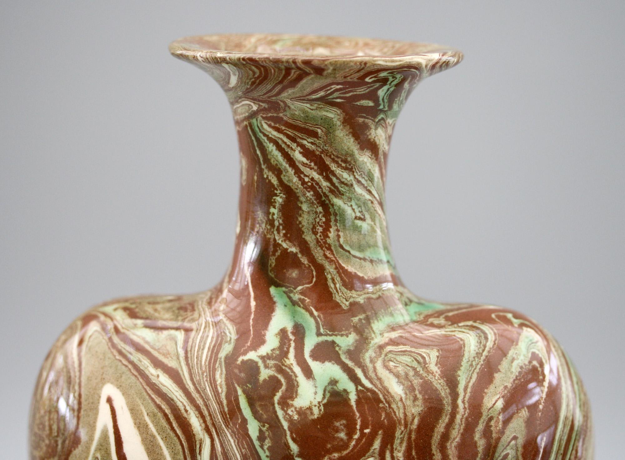 John Thomas Morton English Heart Shaped Agateware Revival Pottery Vase In Good Condition In Bishop's Stortford, Hertfordshire
