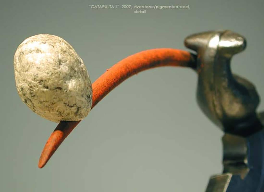 BATON (Catapulta II) (Braun), Abstract Sculpture, von John Van Alstine