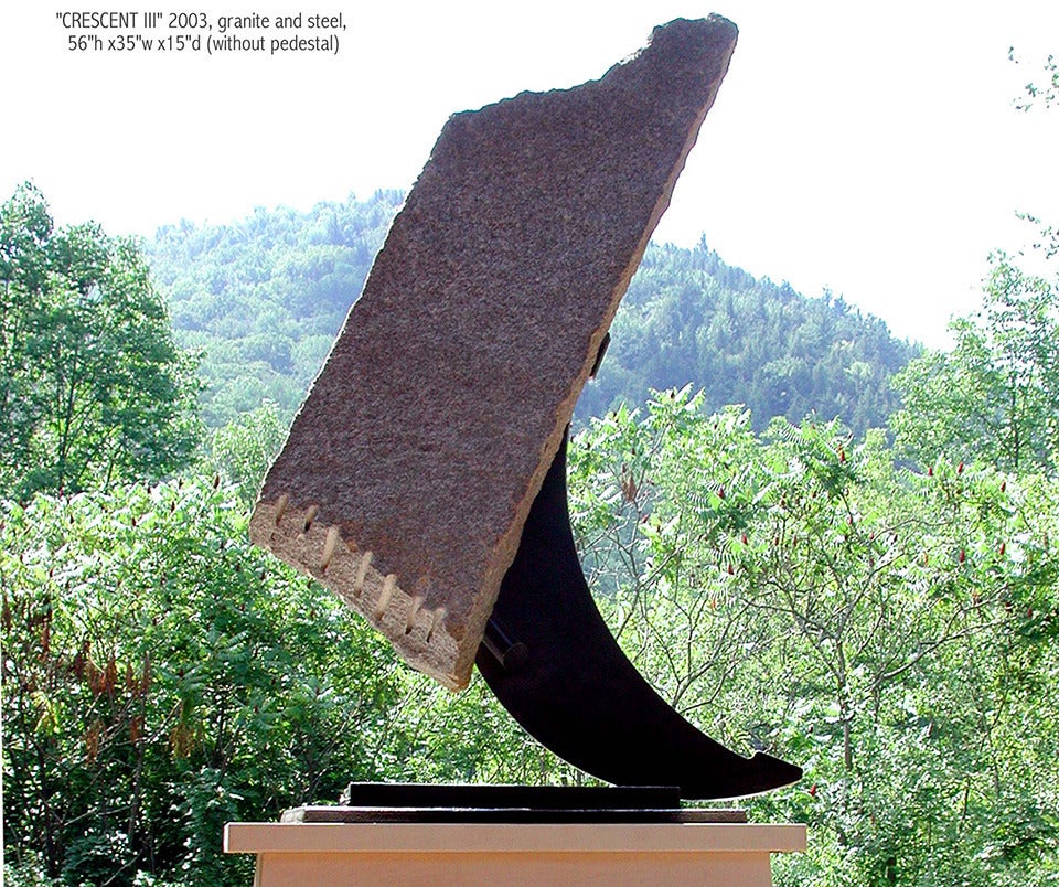 John Van Alstine – Halbmond III, Skulptur 2003 im Angebot 1