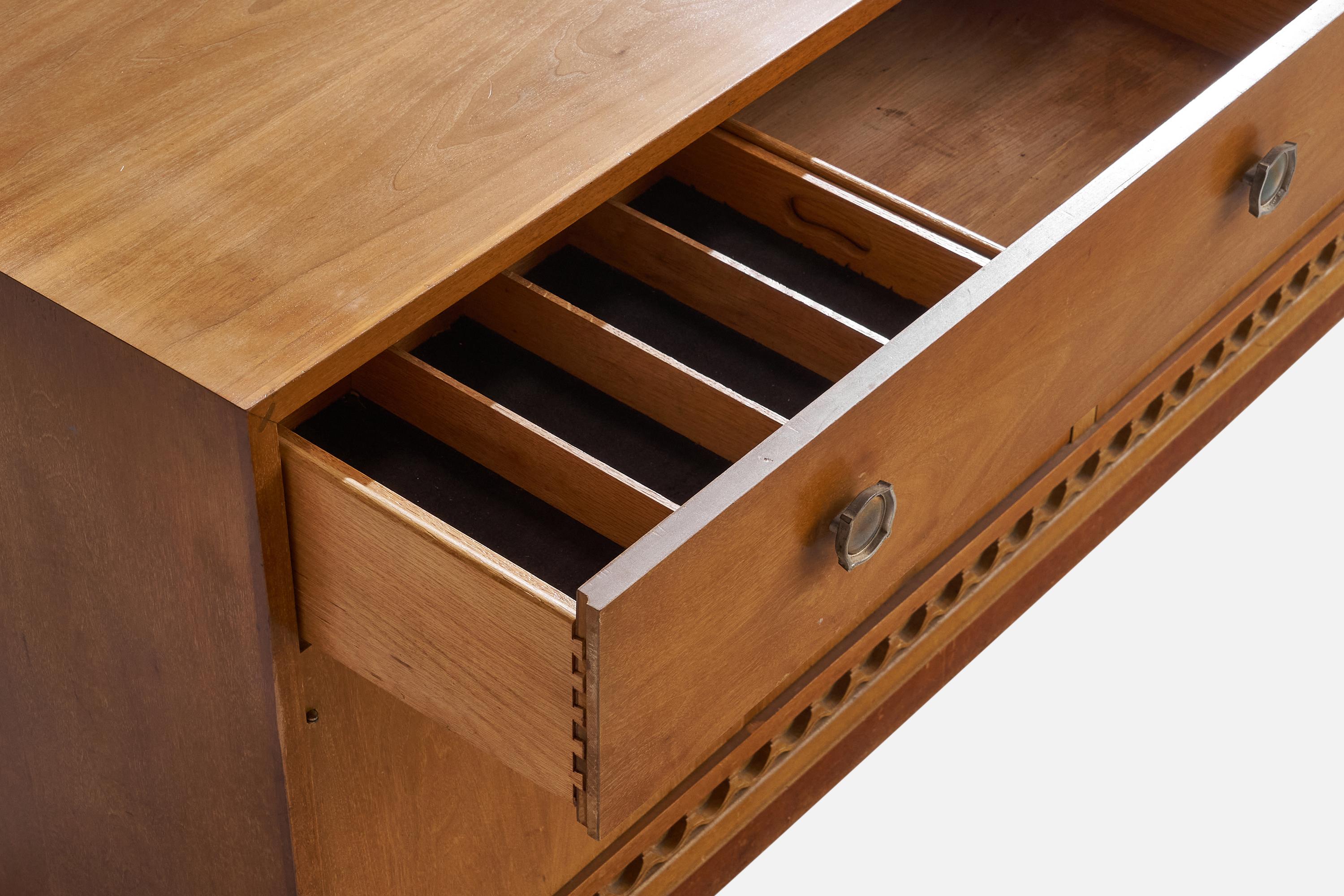 Laiton John Van Koert, Cabinet, Oak, Brass, USA, années 1950 en vente