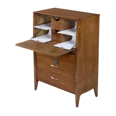 John Van Koert Drexel Profile K12 Gentlemen’s Chest Dresser John Van Koert Drexel Profile K12 Gentlemen’s Chest Dresser