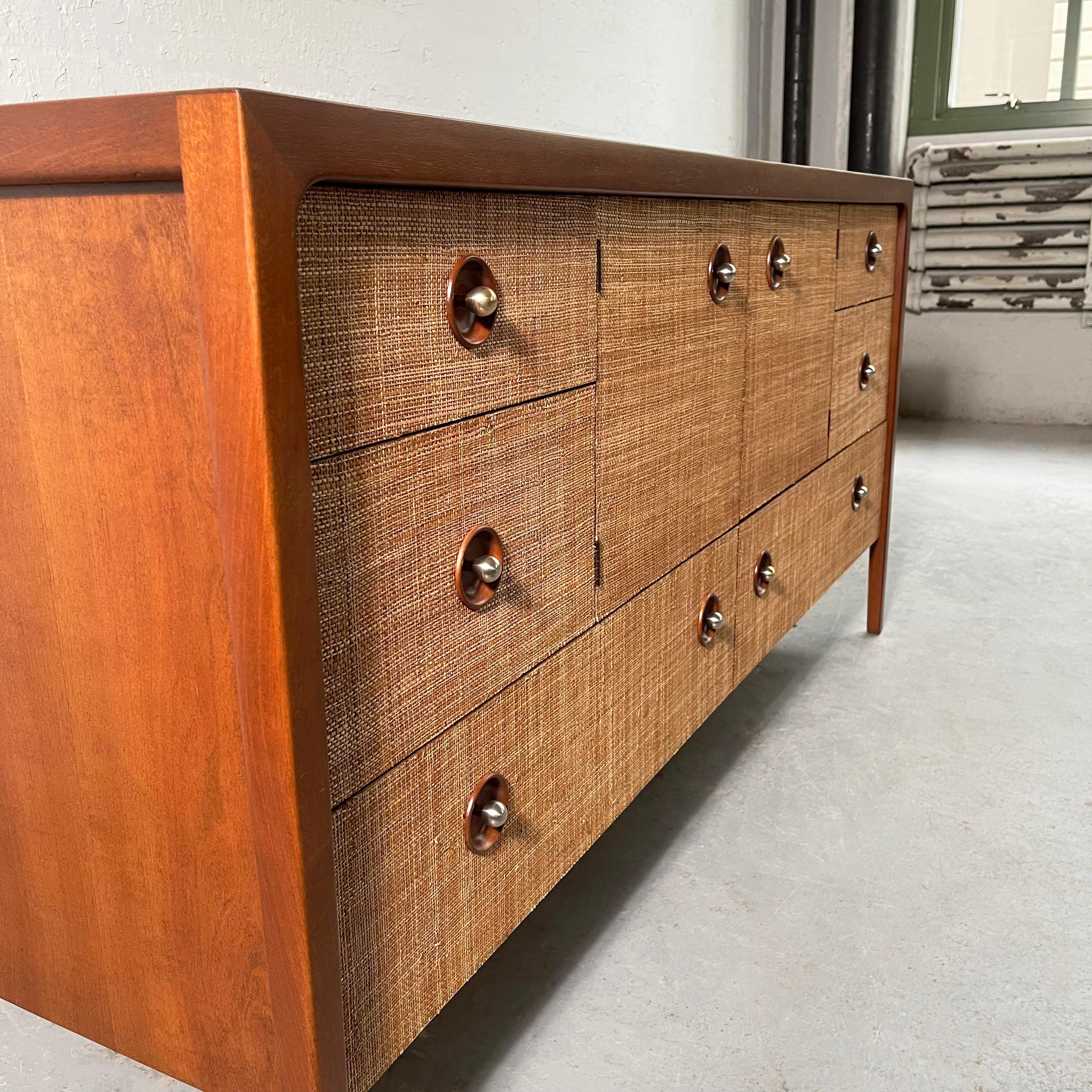 John Van Koert for Drexel Counterpoint Mahogany and Grasscloth Credenza Dresser In Good Condition For Sale In Brooklyn, NY
