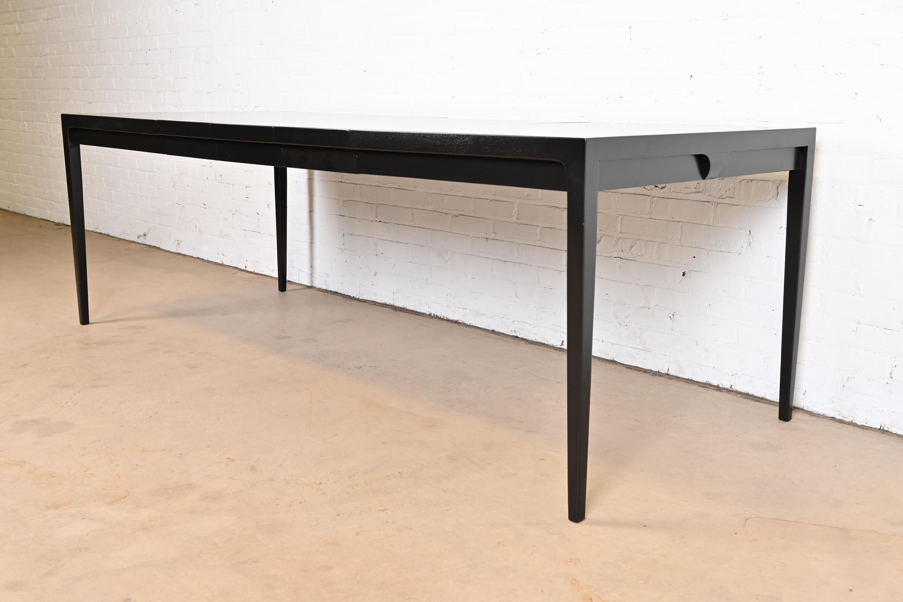 Table de salle à manger en laque noire mi-siècle moderne de John Van Koert pour Drexel, 1956 Bon état - En vente à South Bend, IN