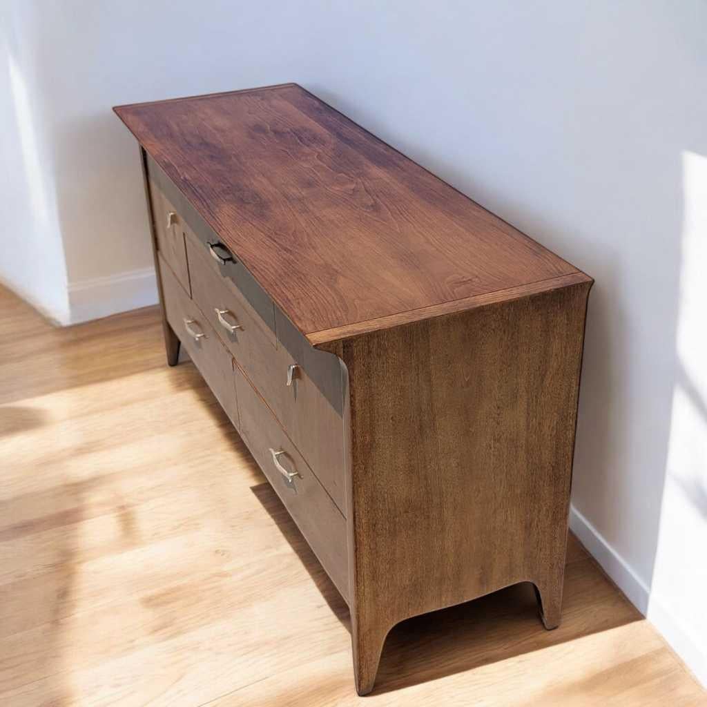 Impiallacciato John Van Koert per Drexel 