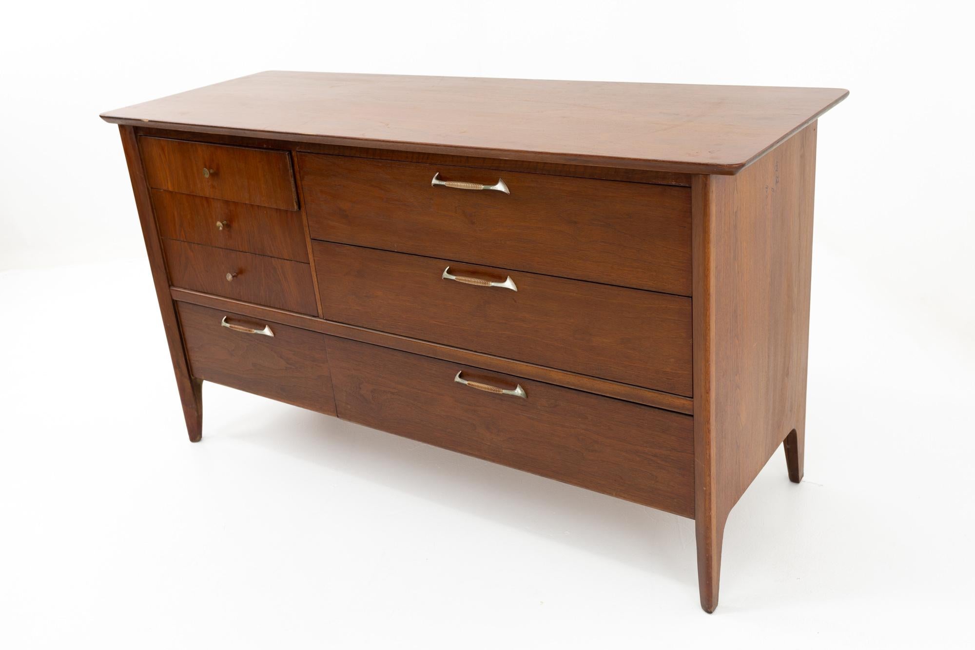 Mid-Century Modern John Van Koert for Drexel Profile Mid Century 6 Drawer Lowboy Dresser