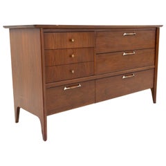 John Van Koert for Drexel Profile Mid Century Lowboy Dresser 6 tiroirs