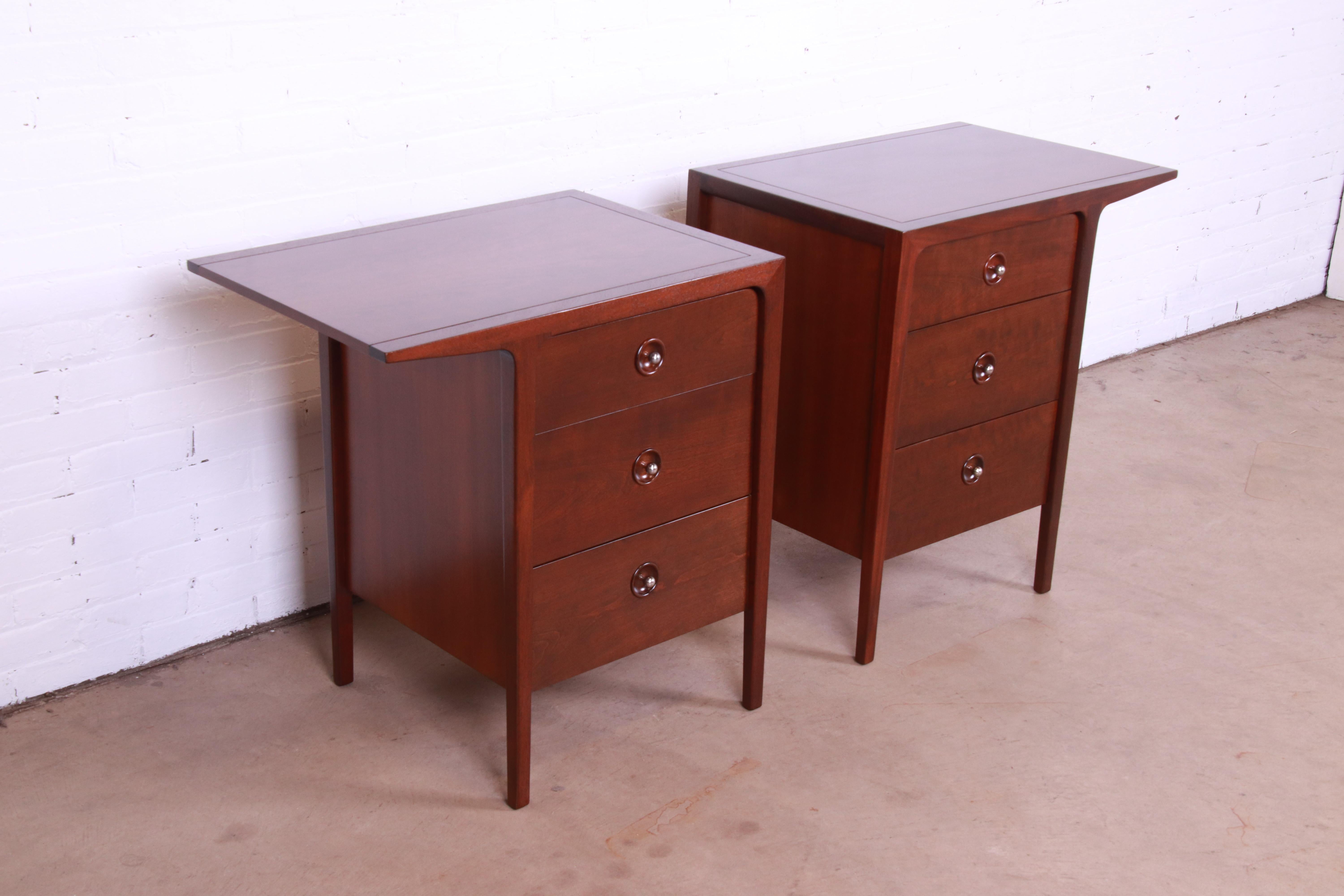 John Van Koert for Drexel Sculpted Walnut Bedside Chests, Newly Refinished In Excellent Condition In South Bend, IN