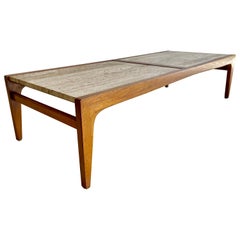 John Van Koert Modèle K96 Table basse en noyer et travertin pour Drexel