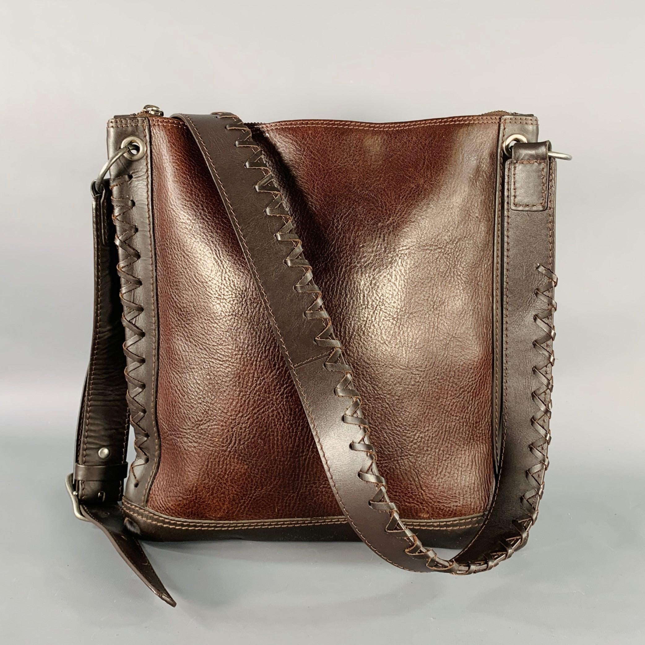 JOHN VARVATOS Bolso Messenger Crossbody de piel marrón en Bueno estado para la venta en San Francisco, CA