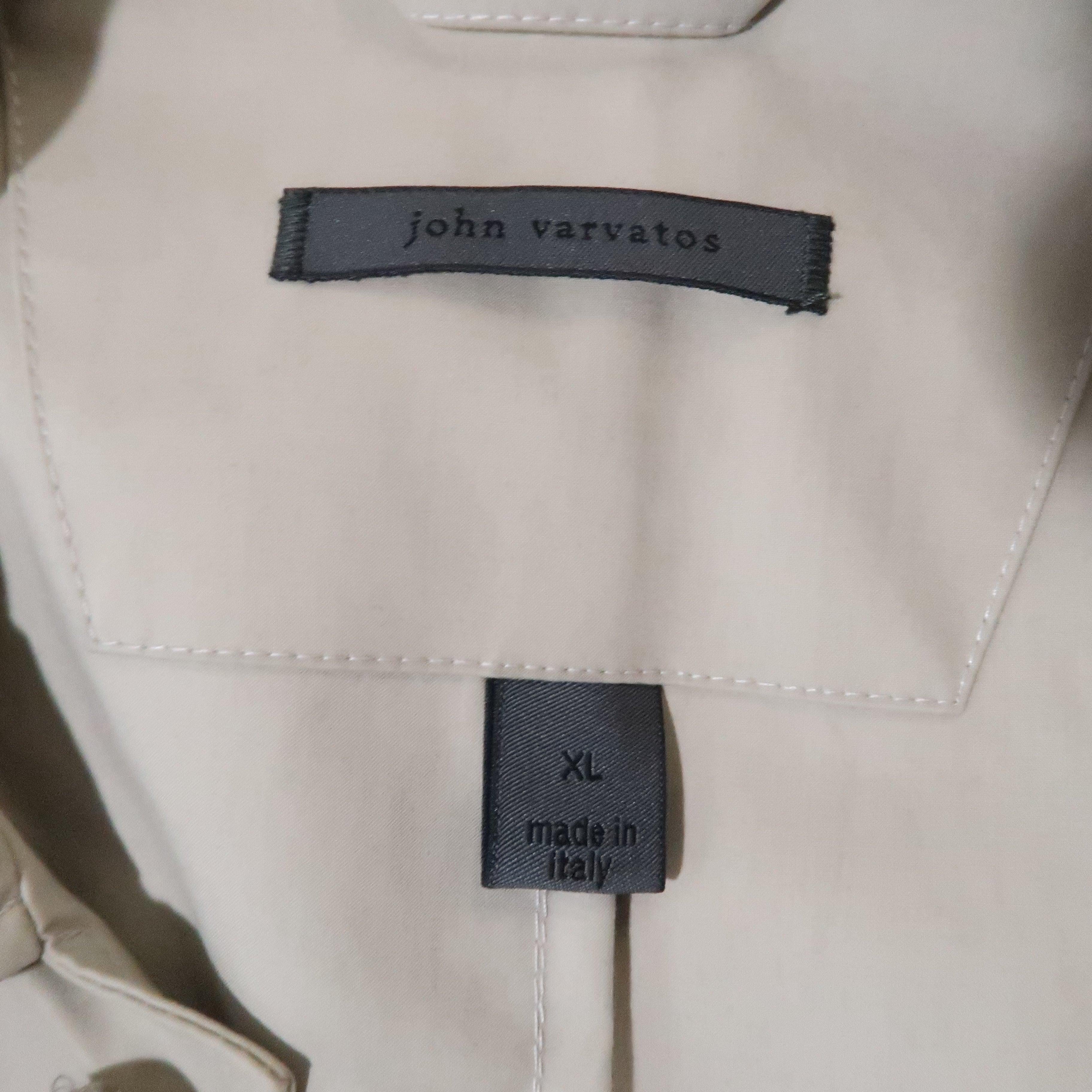 JOHN VARVATOS Chest Size XL Khaki Solid Cotton Belted Coat For Sale 3