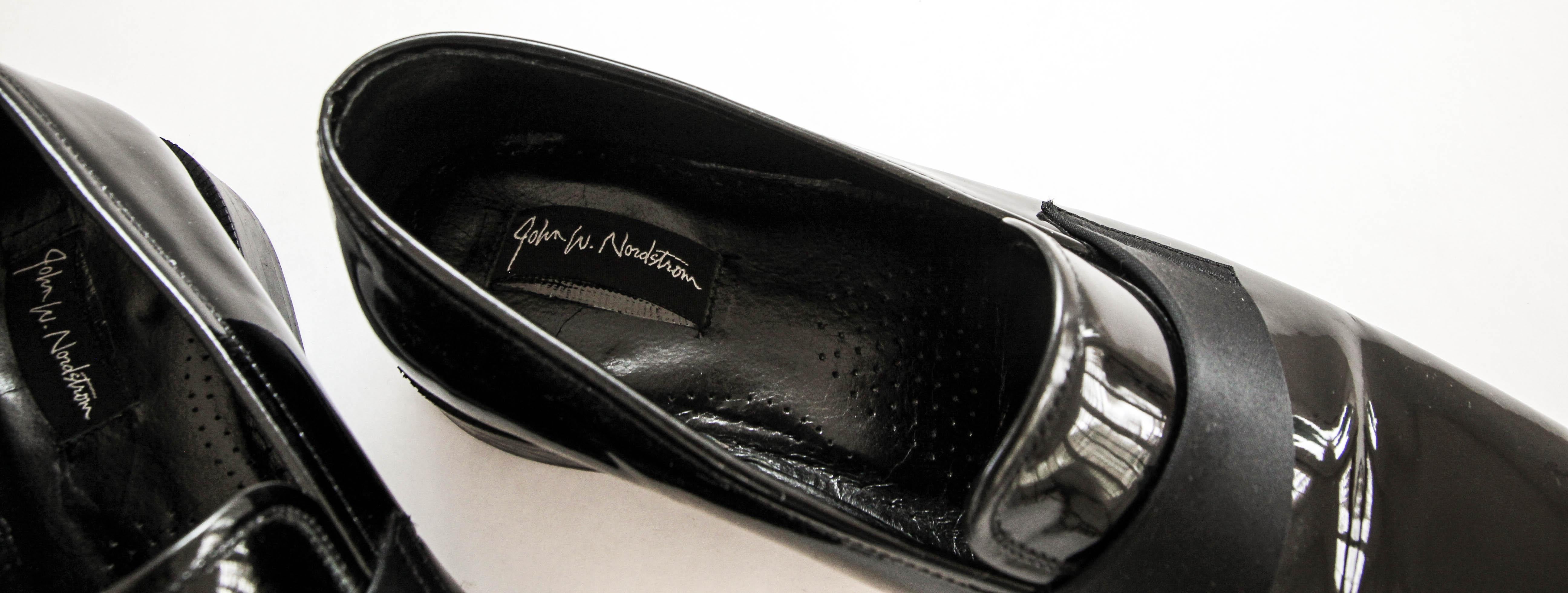 John Varvatos Maestro Men's Slip-On Dress Loafers in Black Patent Leather Sz 9 M Bon état - En vente à North Hollywood, CA