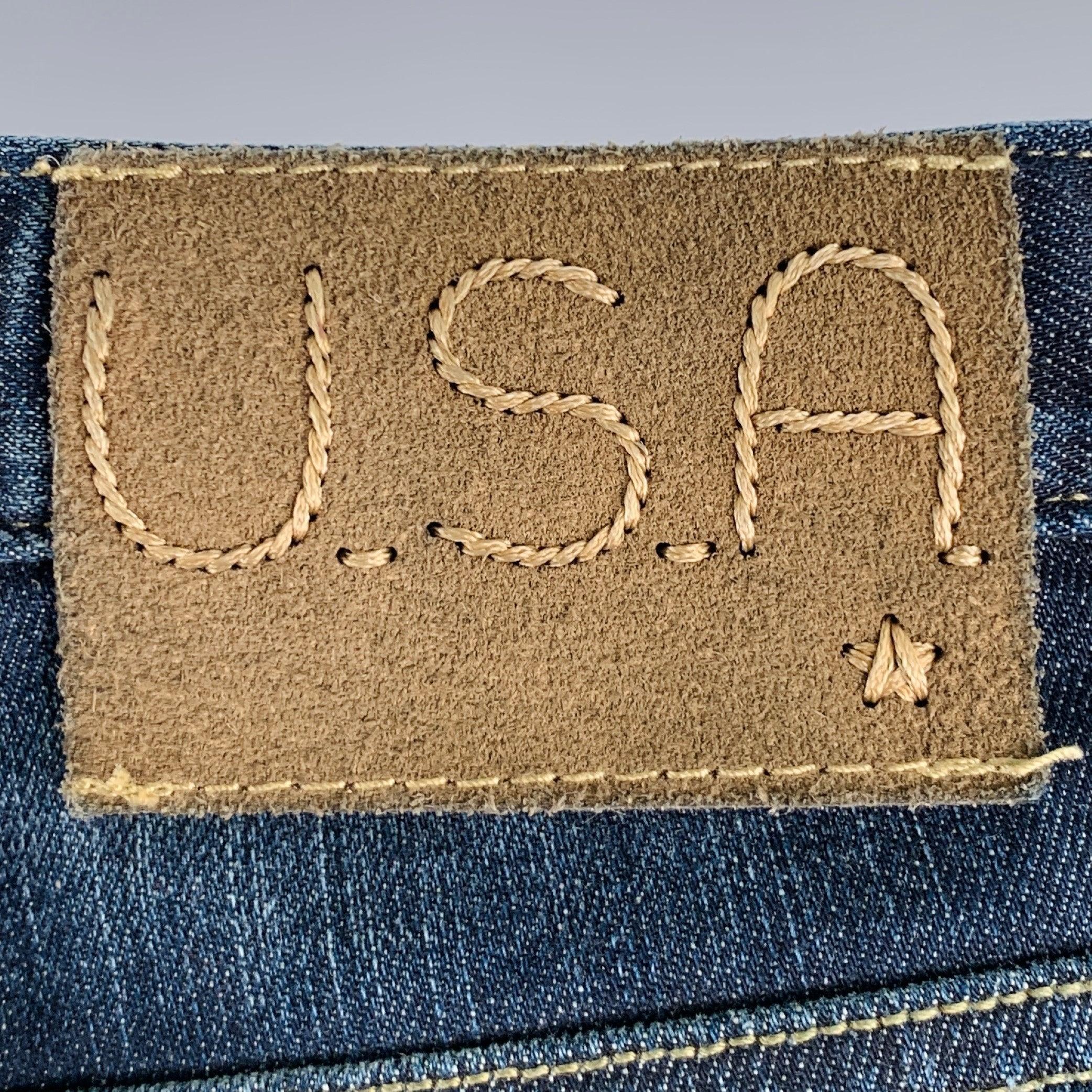 JOHN VARVATOS Size 32 Blue Distressed Cotton Blend Straight Jeans In Excellent Condition For Sale In San Francisco, CA