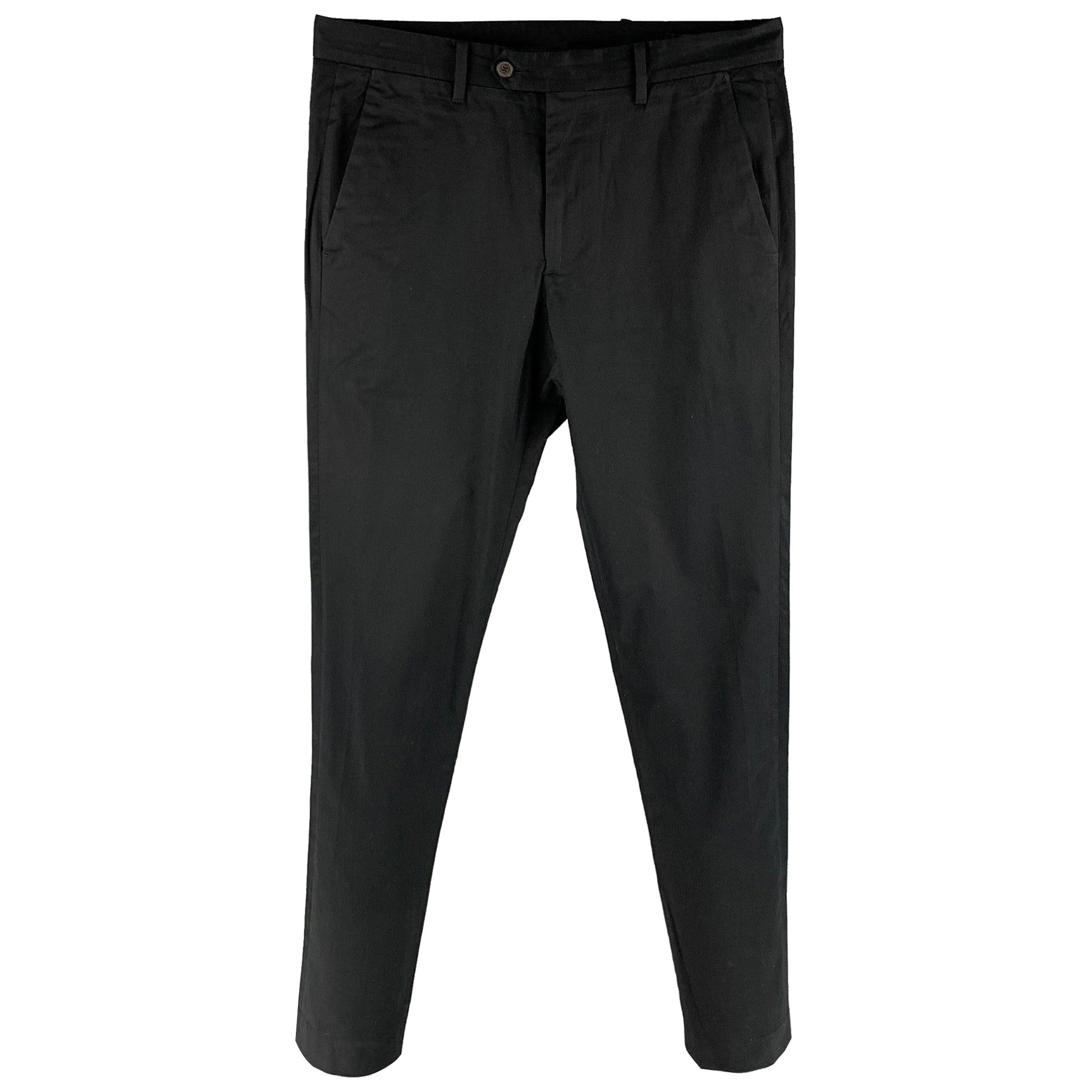 John Varvatos Taglia 33 Pantaloni casual neri in cotone ed elastan, con la parte anteriore piatta.