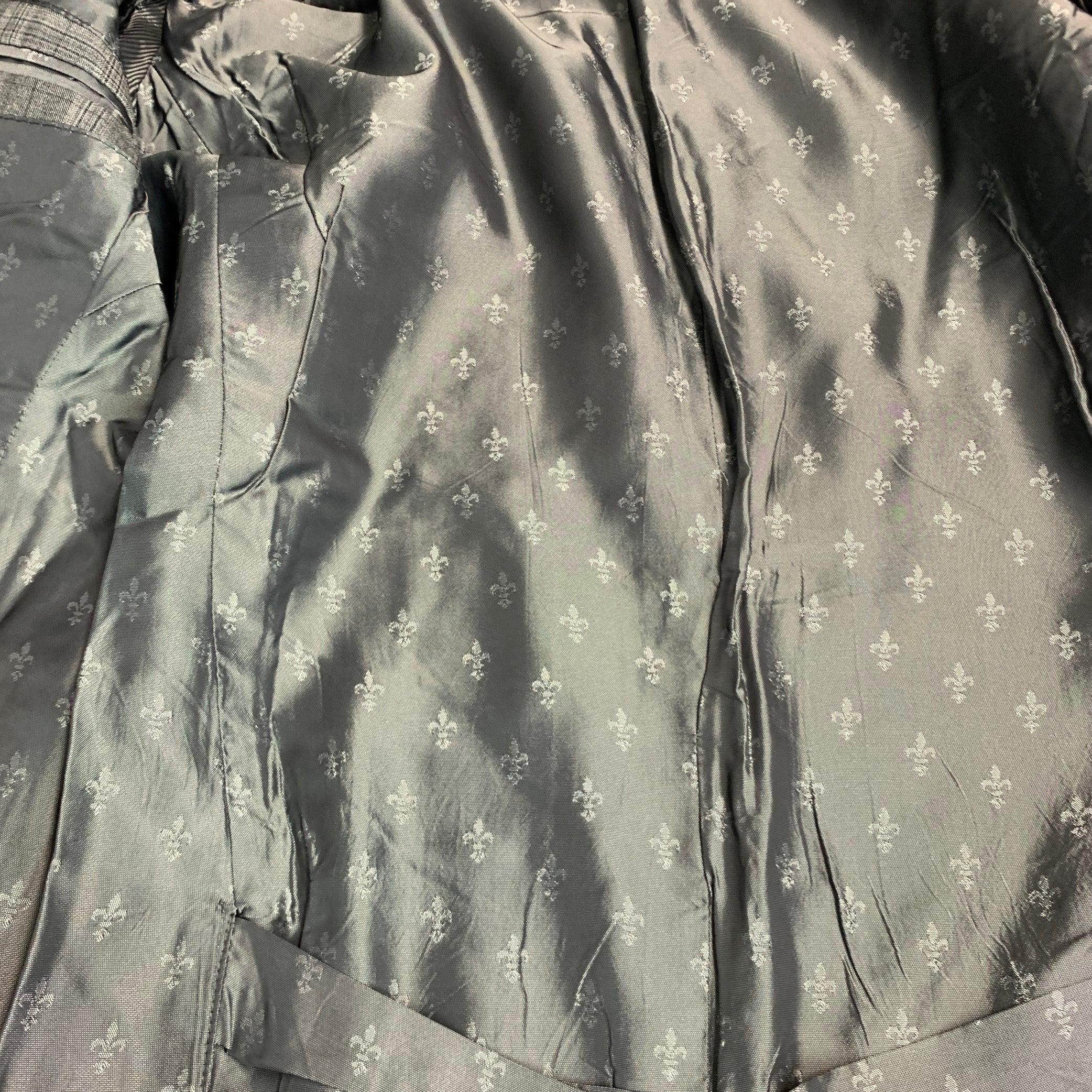JOHN VARVATOS Size 40 Grey Charcoal Plaid Wool Silk Sport Coat In Excellent Condition For Sale In San Francisco, CA