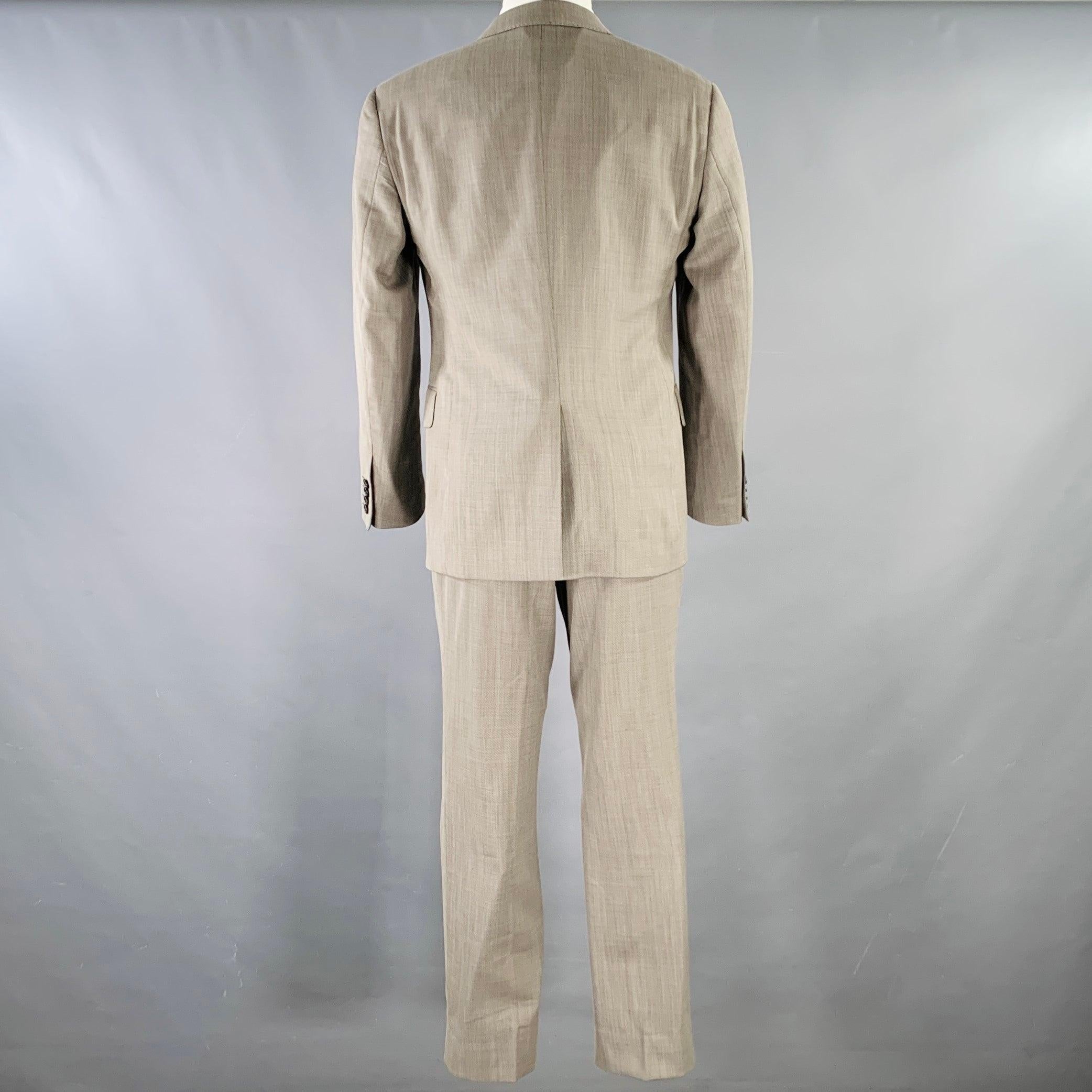 JOHN VARVATOS Größe 40 Grauer Anzug aus gewebter Wolle mit Neckholder-Revers (Beige) im Angebot
