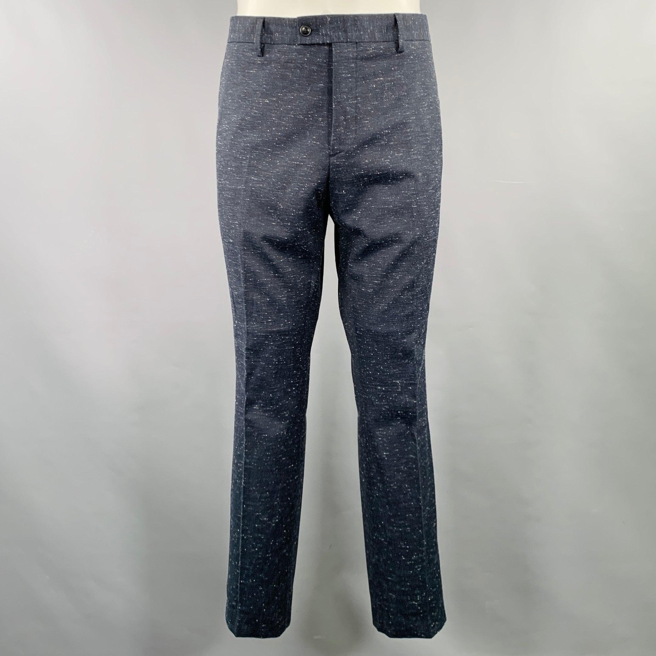 JOHN VARVATOS Size 40 Navy White Virgin Wool Blend Suit In Excellent Condition For Sale In San Francisco, CA