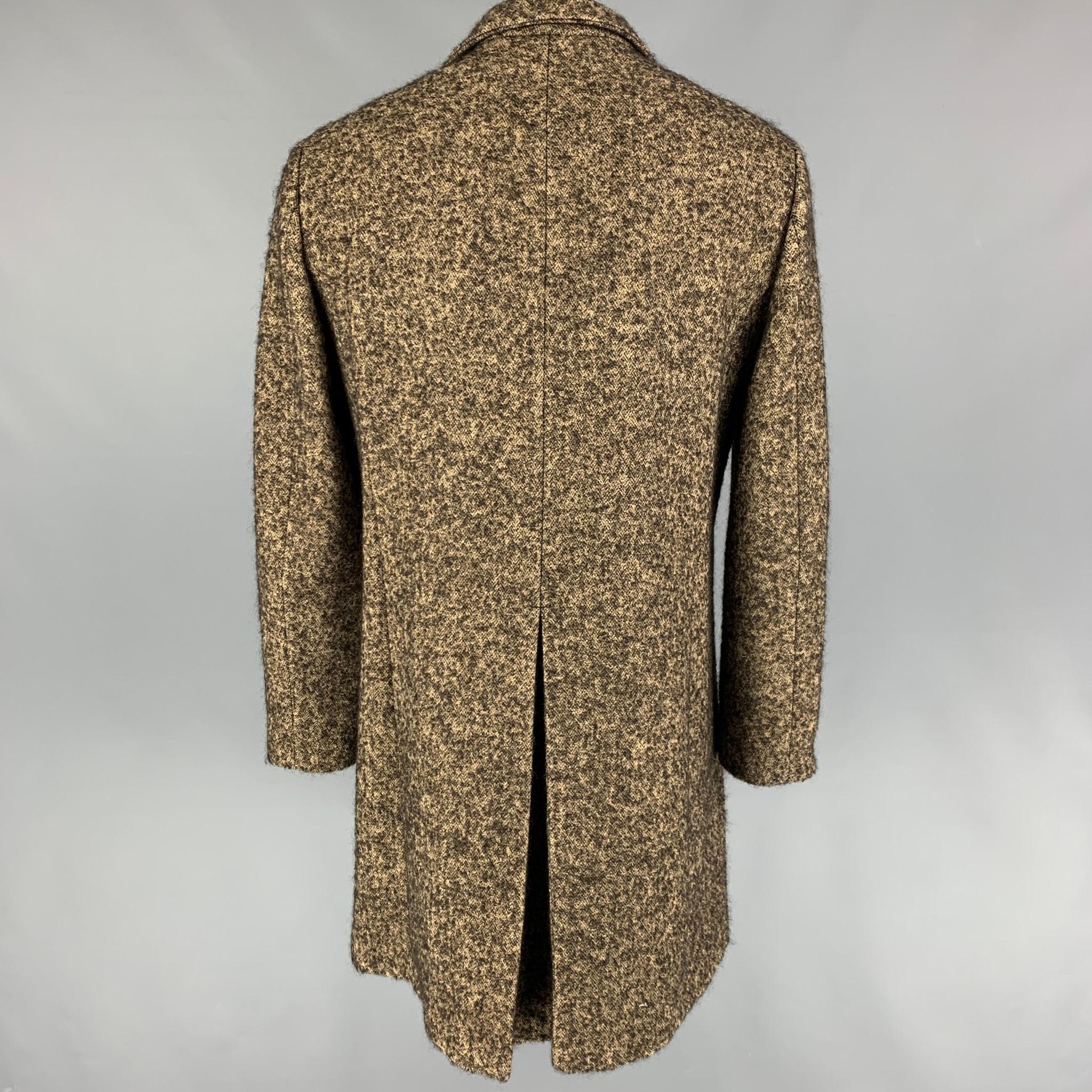JOHN VARVATOS Size 44 Tan Brown Heather Wool Blend Coat In Good Condition In San Francisco, CA