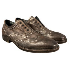 John Varvatos taglia 9, mocassino in pelle marrone invecchiata e scarpe allacciate.