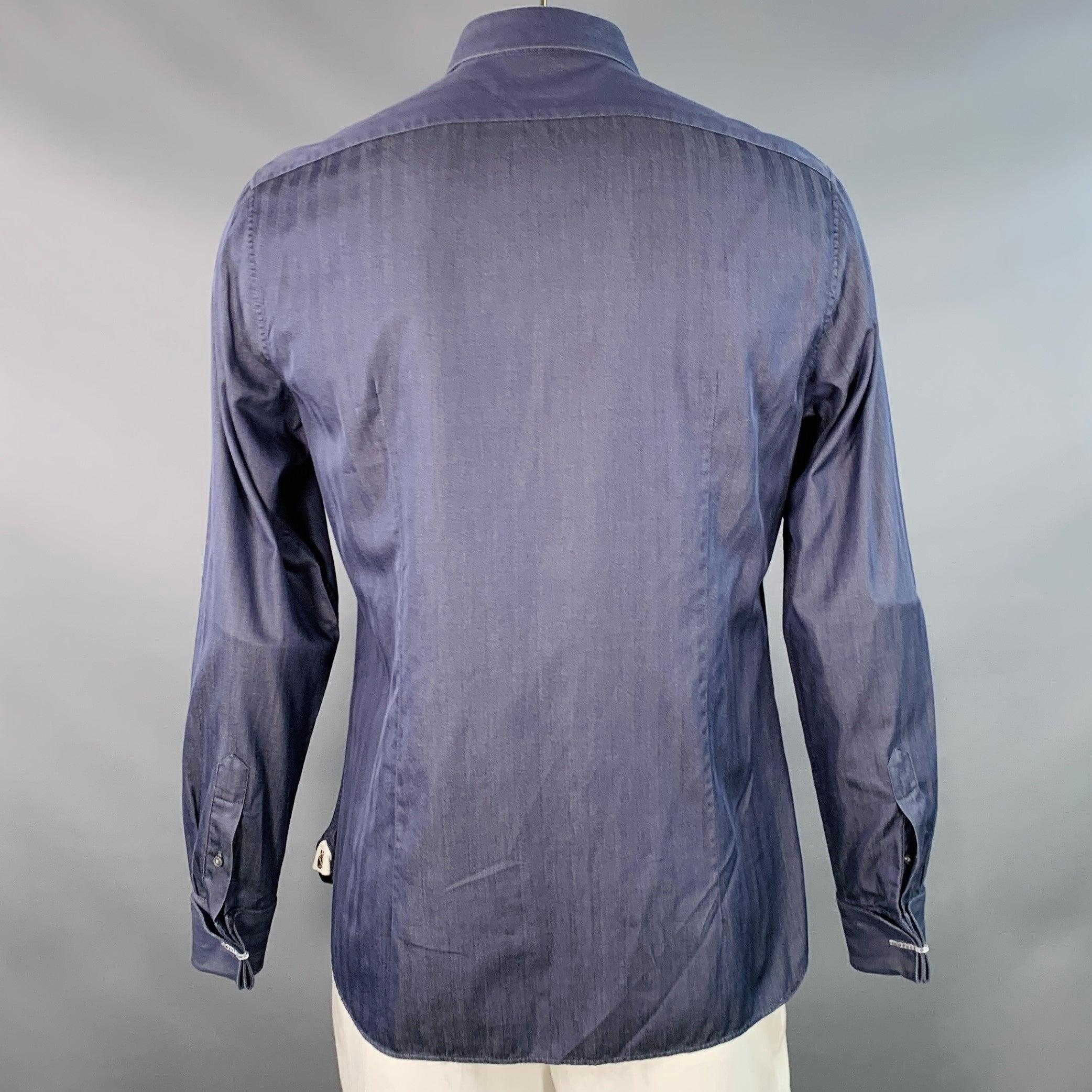Uomo John Varvatos Taglia L Grigio Camicia a maniche lunghe in cotone plissettato con polsino francese e abbottonatura nascosta in vendita