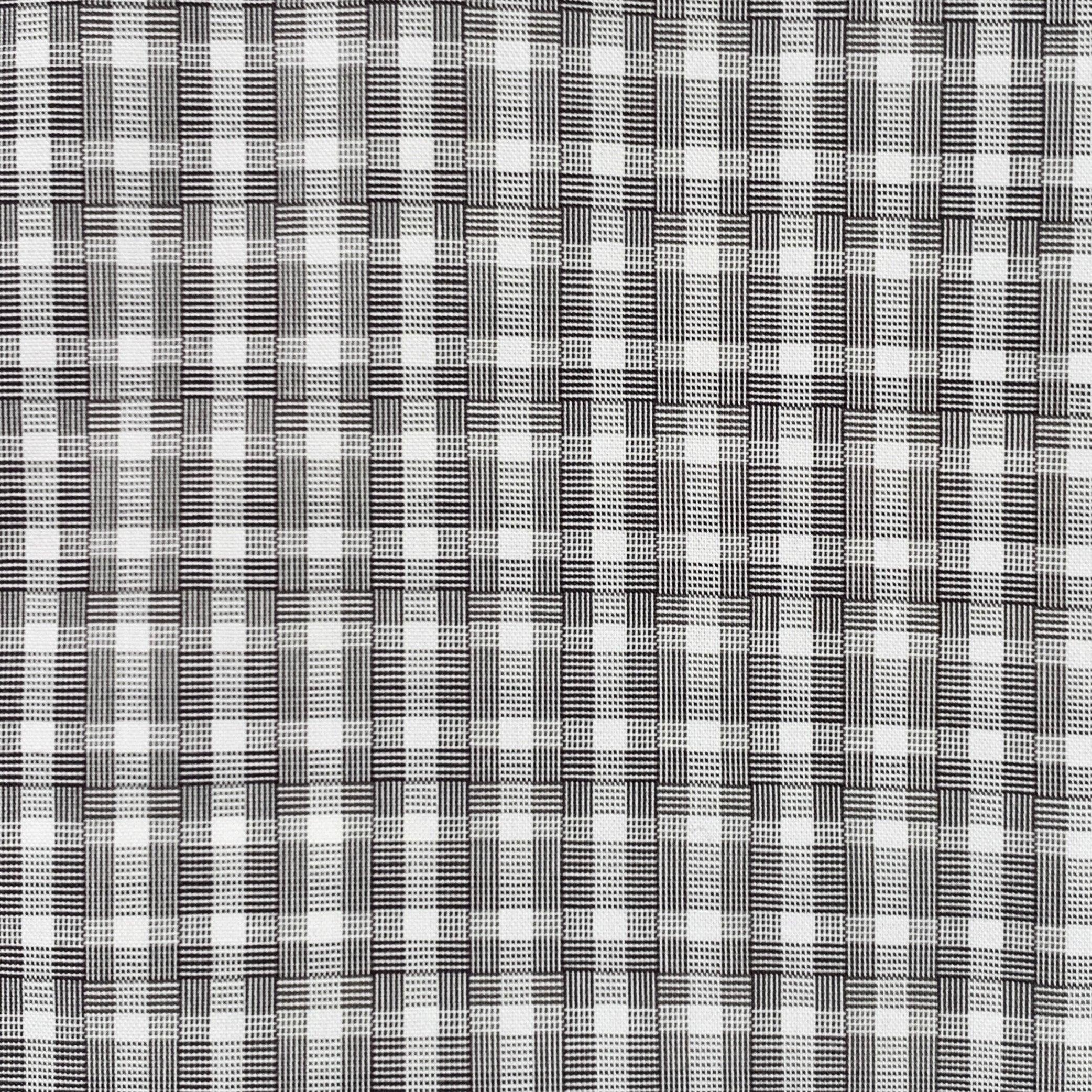JOHN VARVATOS long sleeve shirt
in a grey and white cotton woven fabric featuring a checkered pattern, slim fit, and button closure.Excellent Pre-Owned Condition. 

Marked:   16 / 34/35 

Measurements: 
 
Shoulder: 18.5 inches Chest: 45 inches