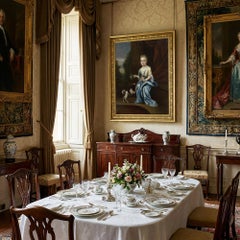 Portrait d'une jeune femme assise avec un épagneul, peinture à l'huile de l'English School du XVIIIe siècle