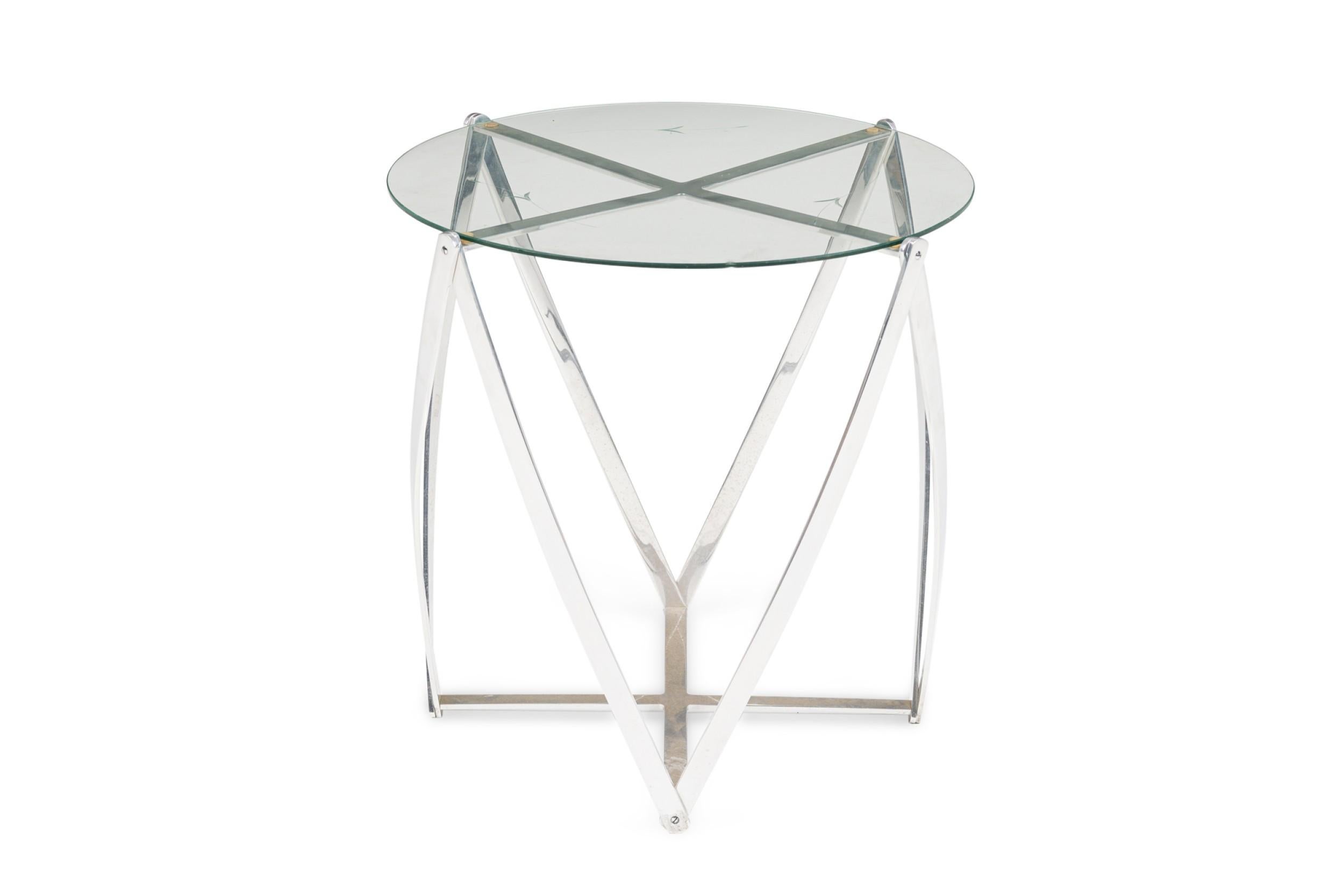 Amerikanischer Mid-Century-Aluminium-Pool-Beistelltisch von John Vesey (Gebürstet) im Angebot