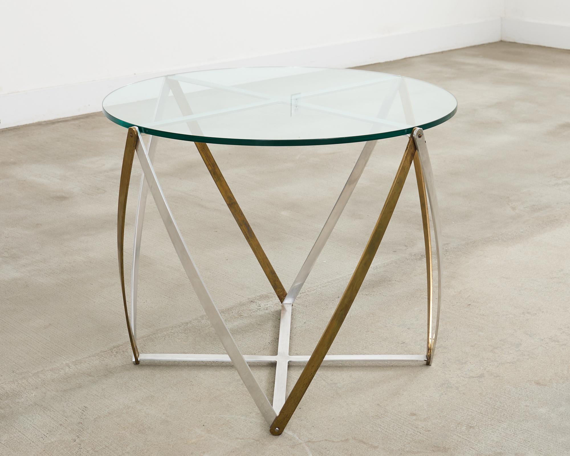 John Vesey Messing und Stahl Glasplatte Spool Drinks Tisch im Angebot 2
