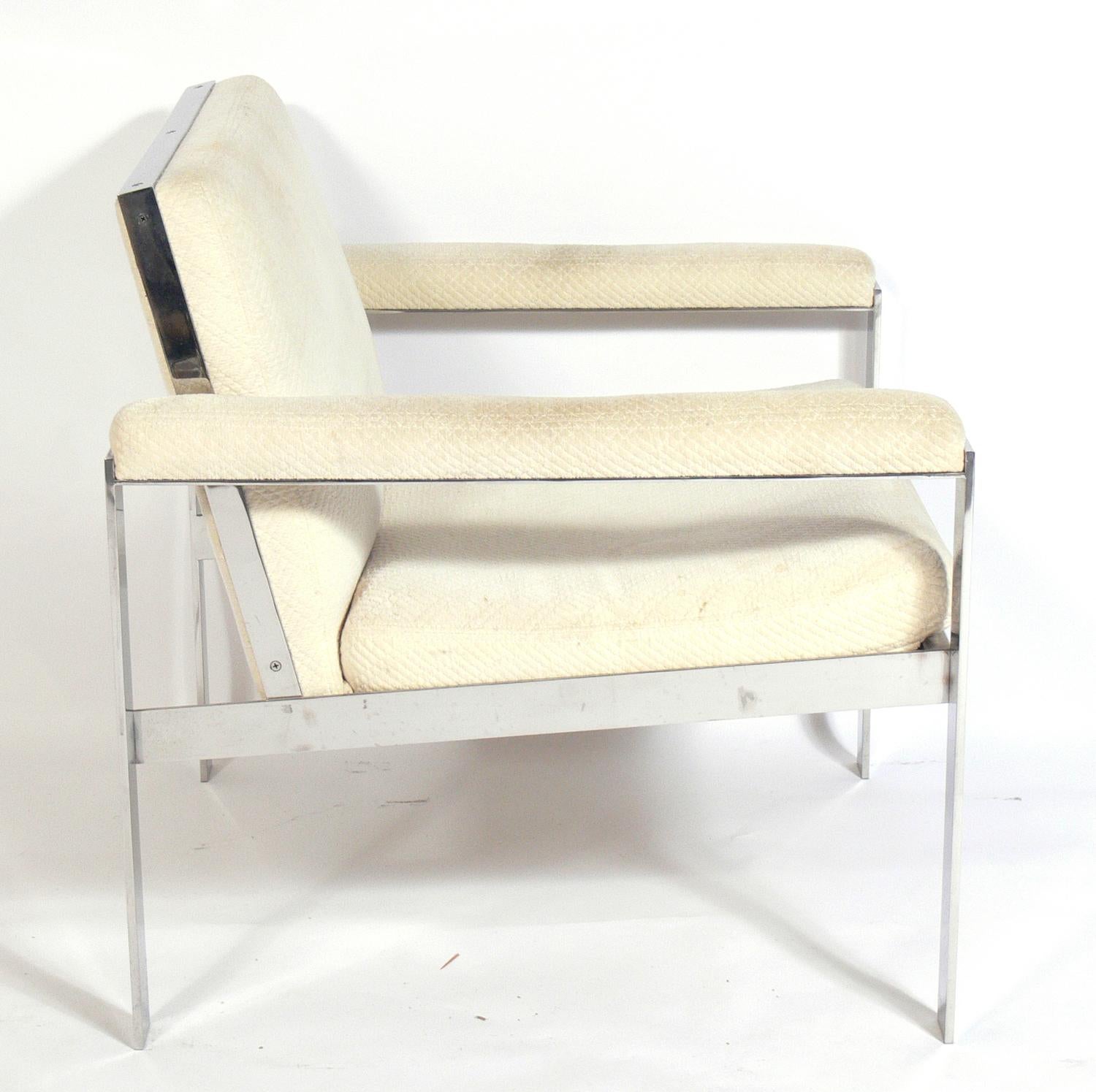 Mid-Century Modern John Vesey Clean Lined Lounge Chair For Sale