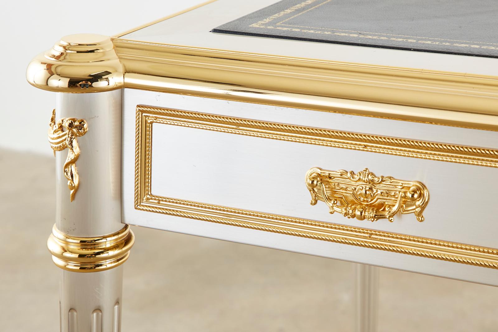 John Vesey Neoklassischer Schreibtisch aus Edelstahl und Bronze im Angebot 2