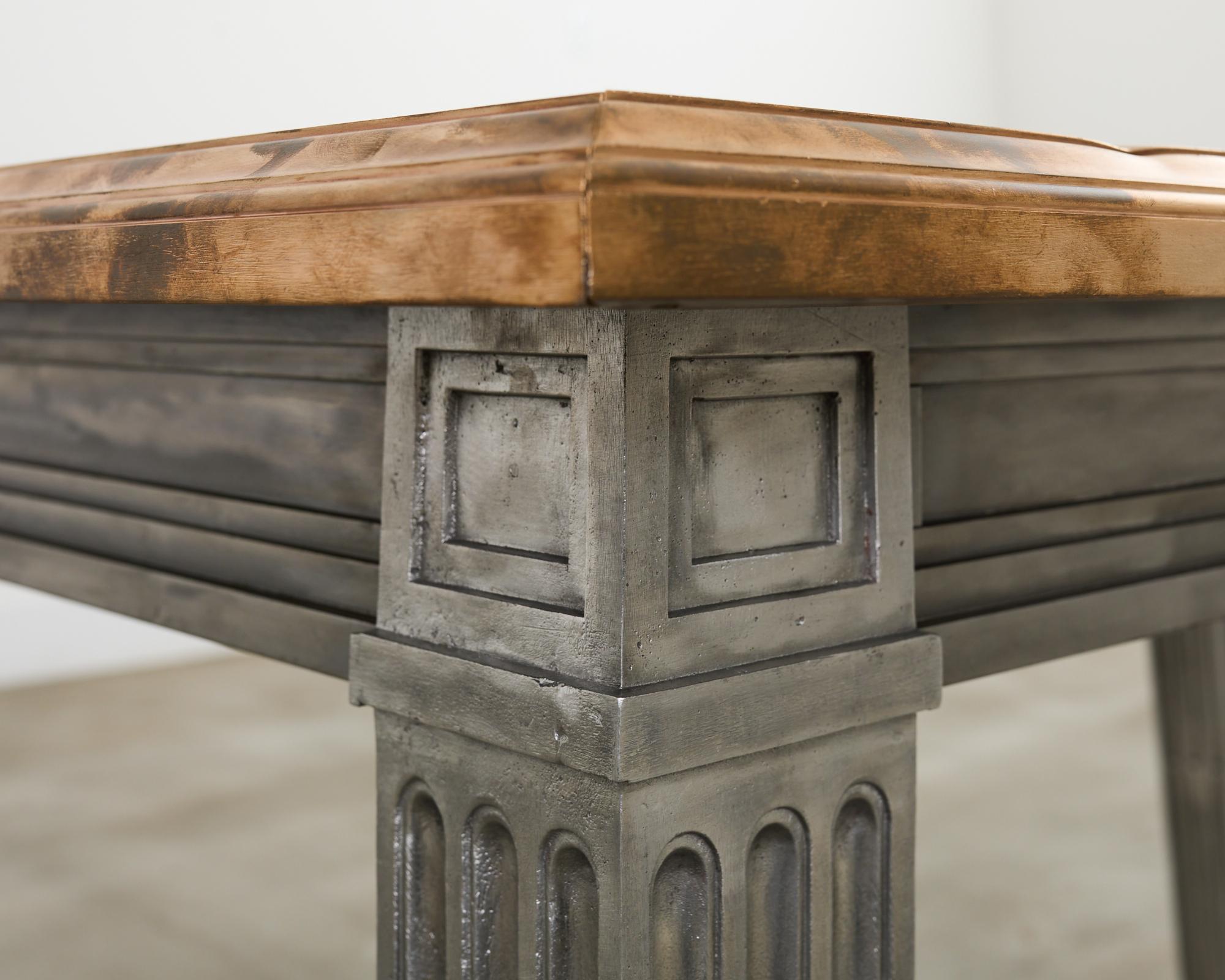 Table de bibliothèque en acier montée sur bronze de style John Vesey en vente 13