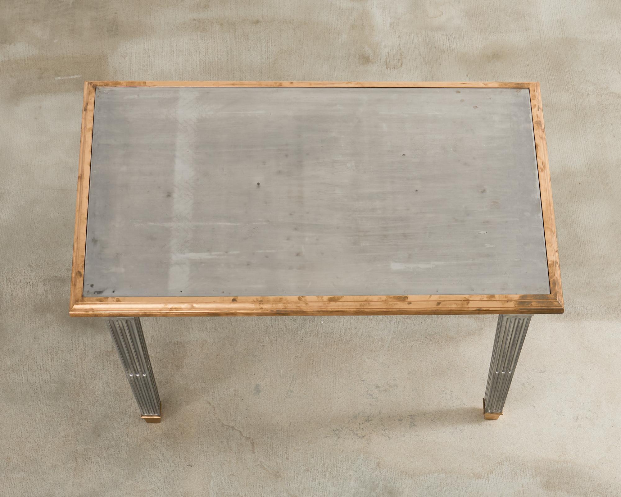 Table de bibliothèque en acier montée sur bronze de style John Vesey Abîmé - En vente à Rio Vista, CA