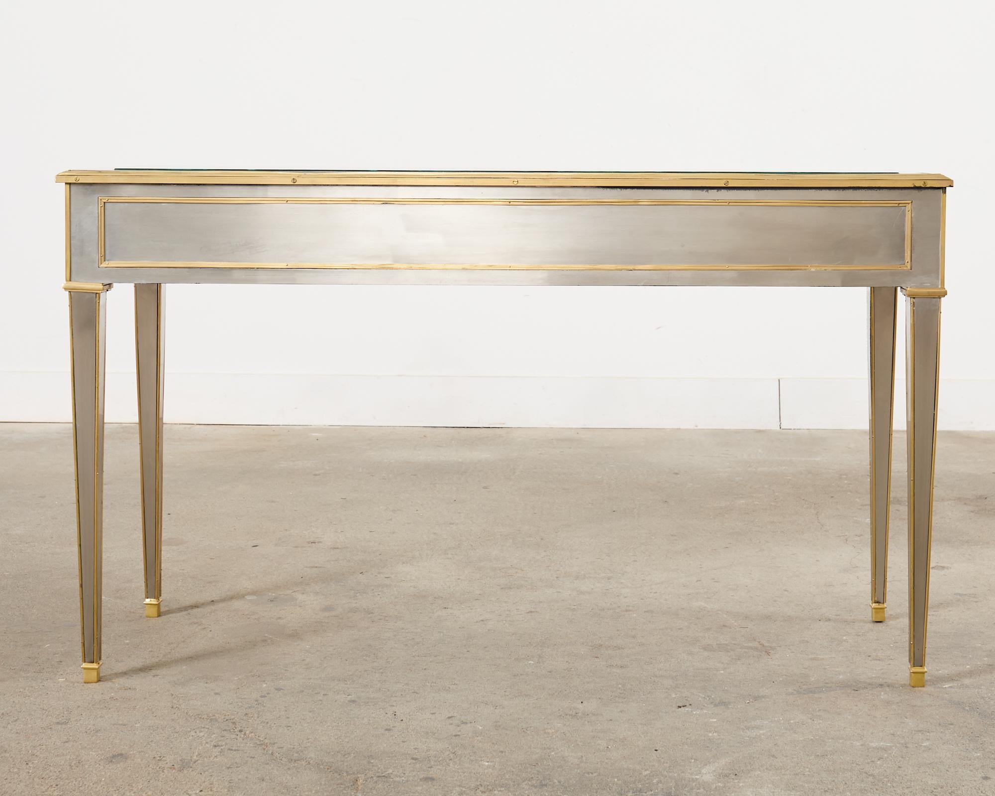 Scrivania console neoclassica in stile John Vesey in acciaio e bronzo. in vendita 12
