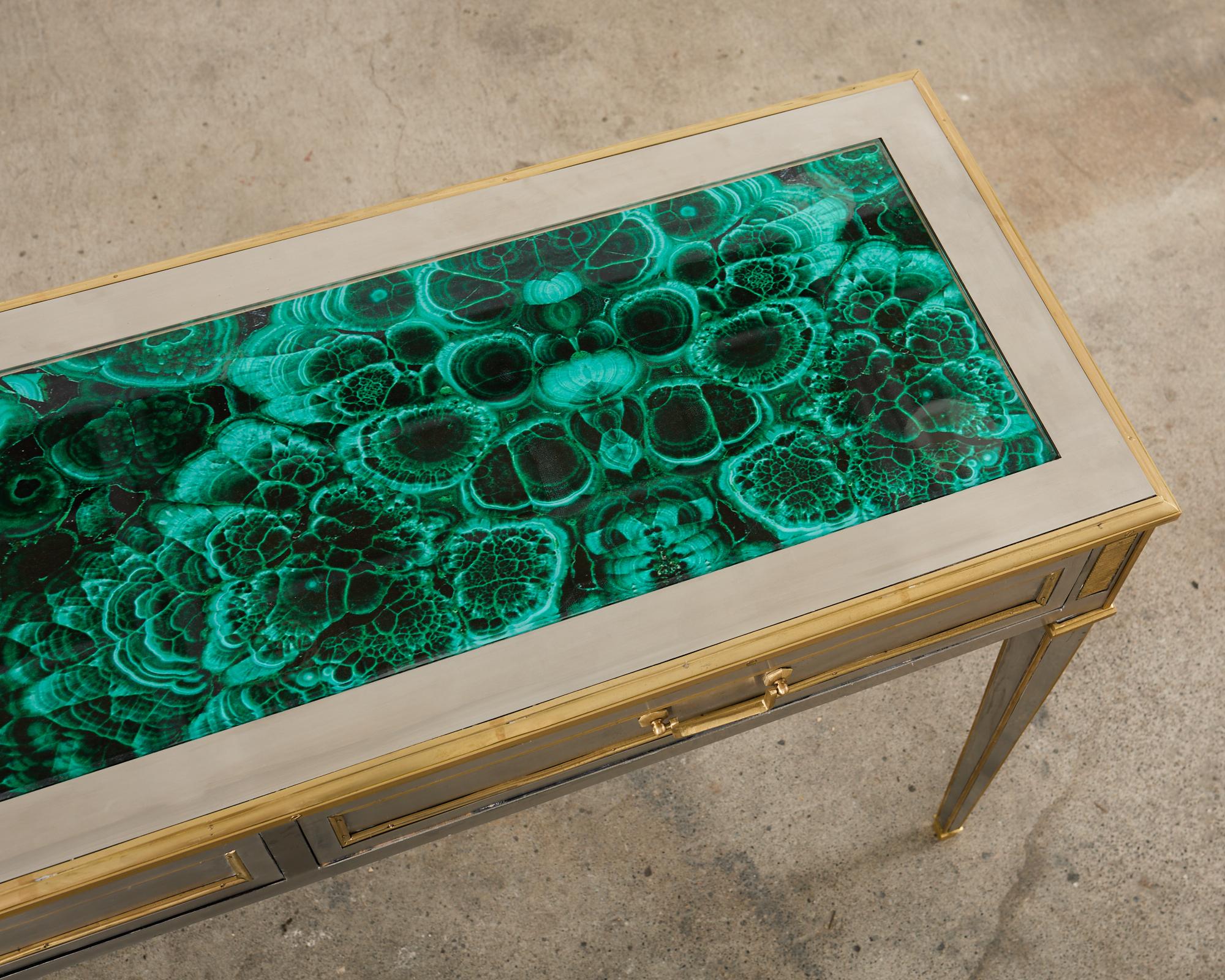 XX secolo Scrivania console neoclassica in stile John Vesey in acciaio e bronzo. in vendita