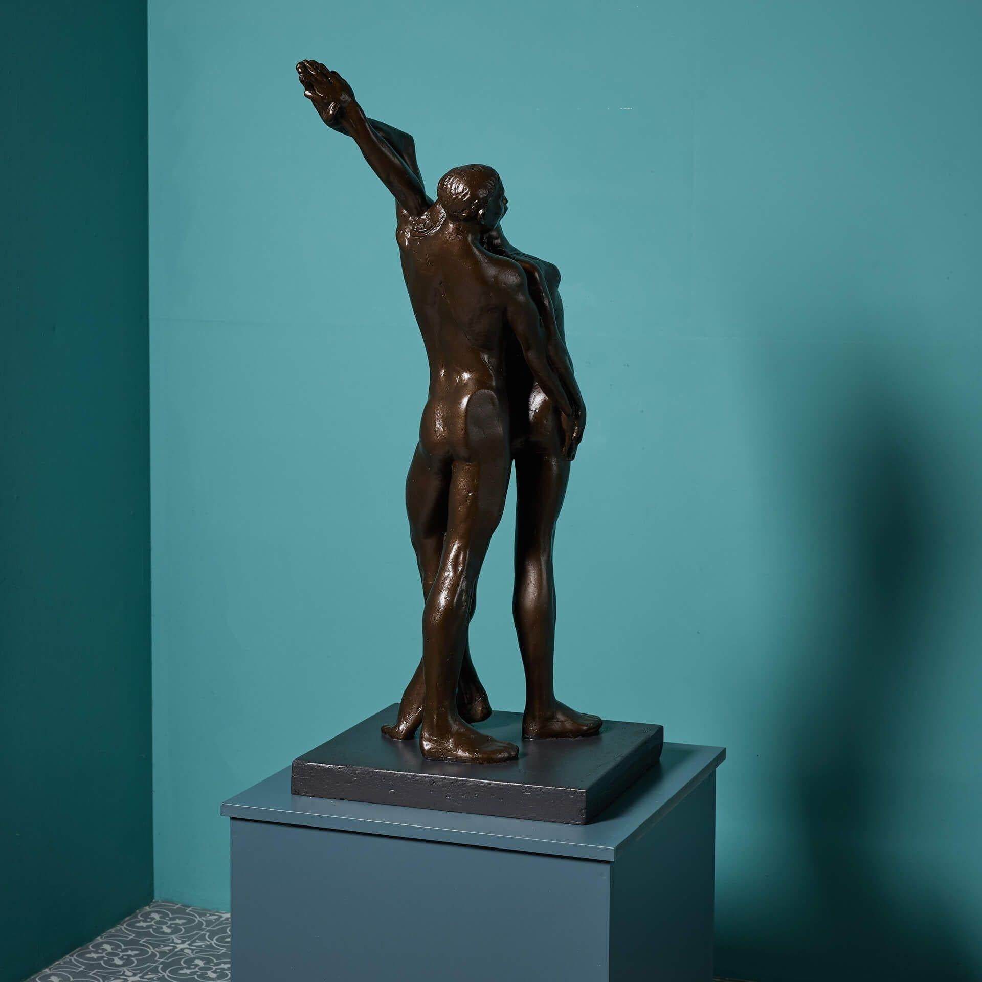 John W. Mills (1933-2023) Maquette d'artiste d'un couple en train de danser en vente 2
